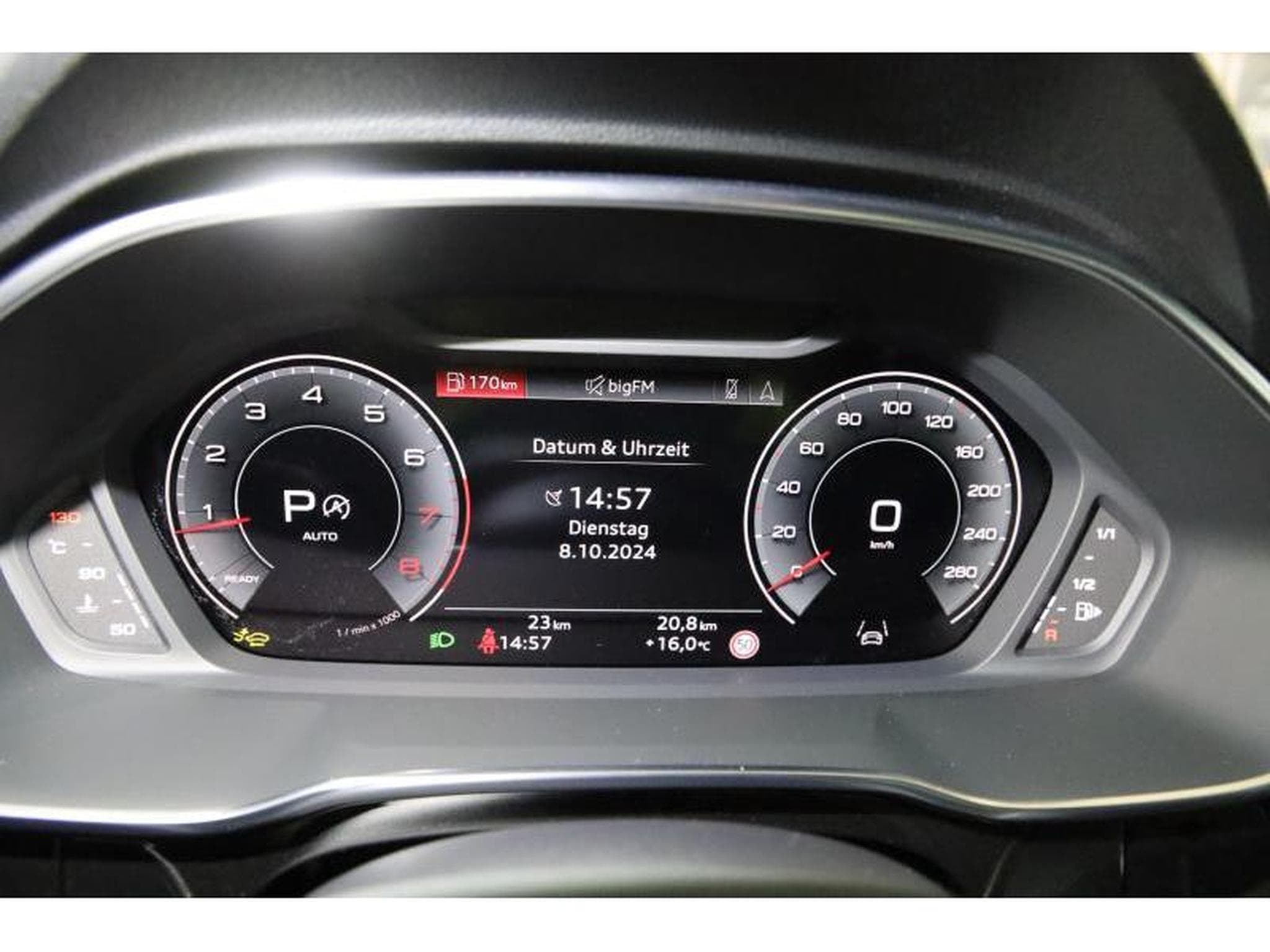 Audi Q3 Sportback S line (2024) - Photo 5