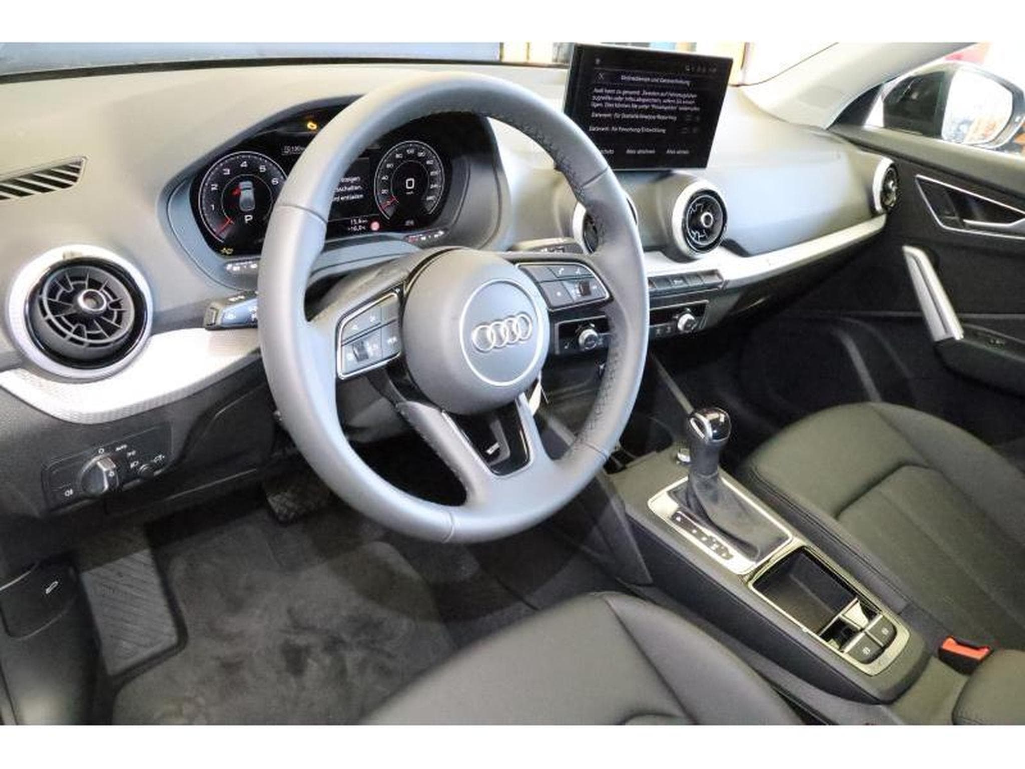 Audi Q2 (2025) - Photo 14
