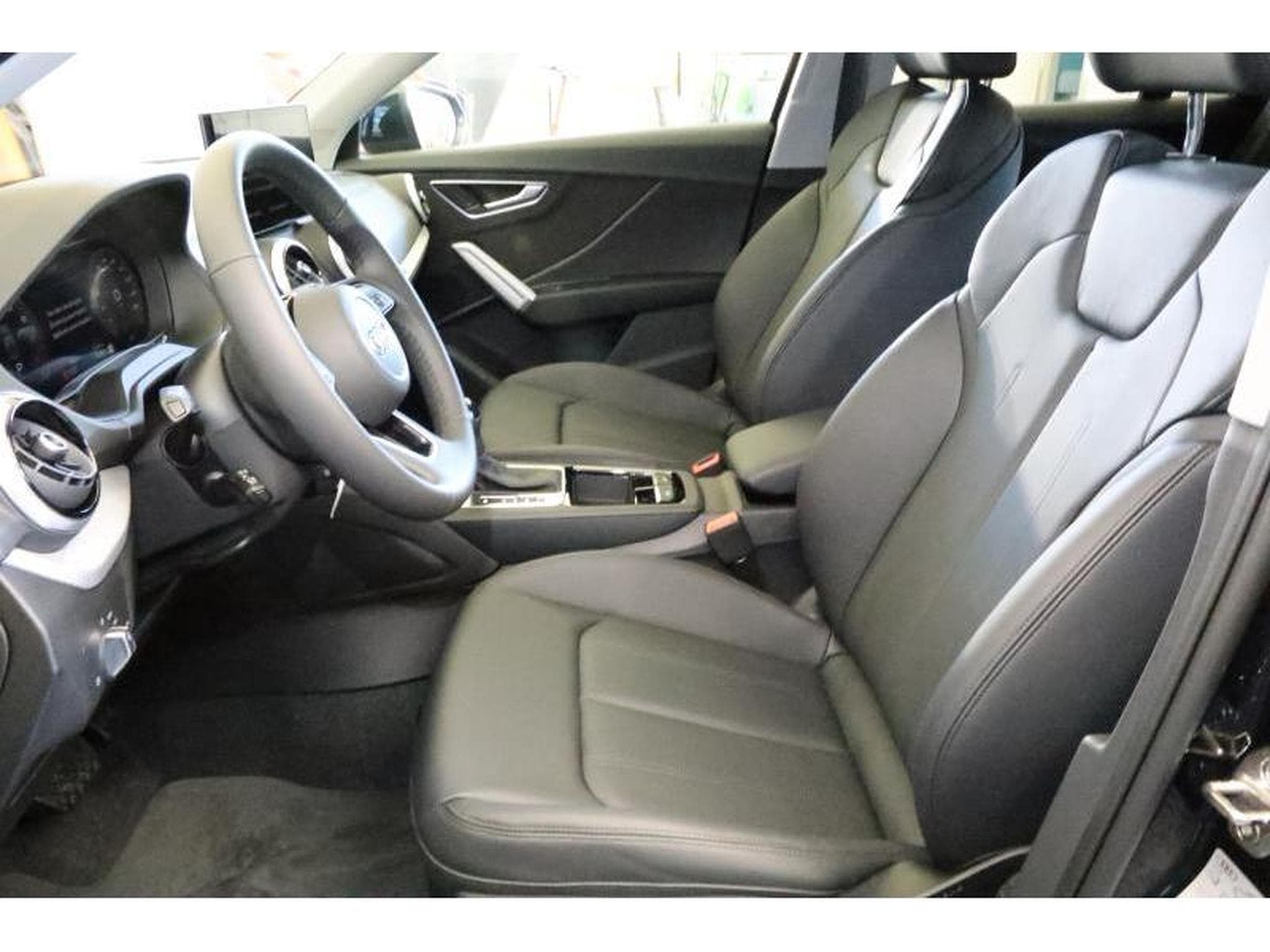 Audi Q2 (2025) - Photo 4