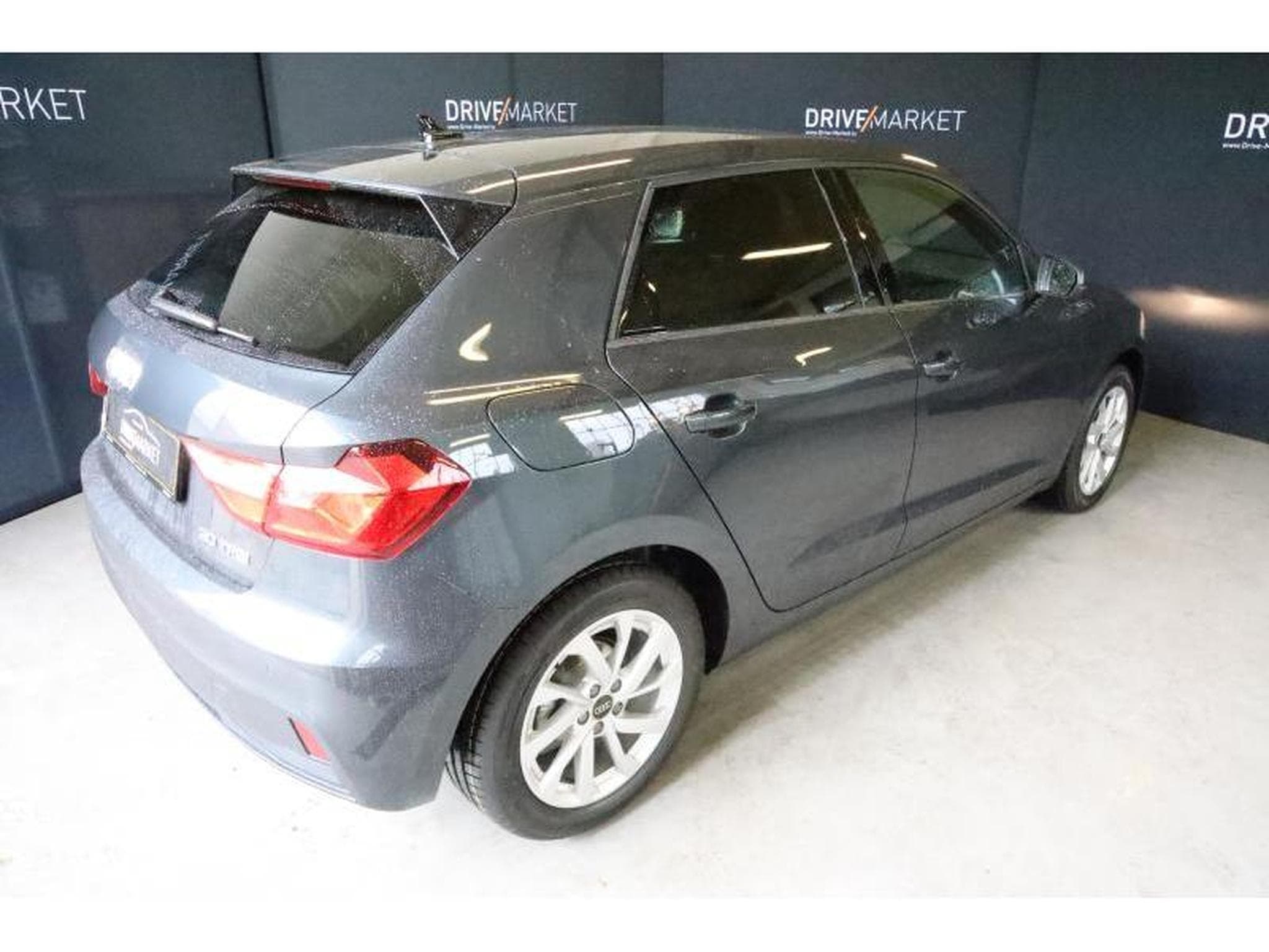 Audi A1 Advanced (2025) - Photo 14