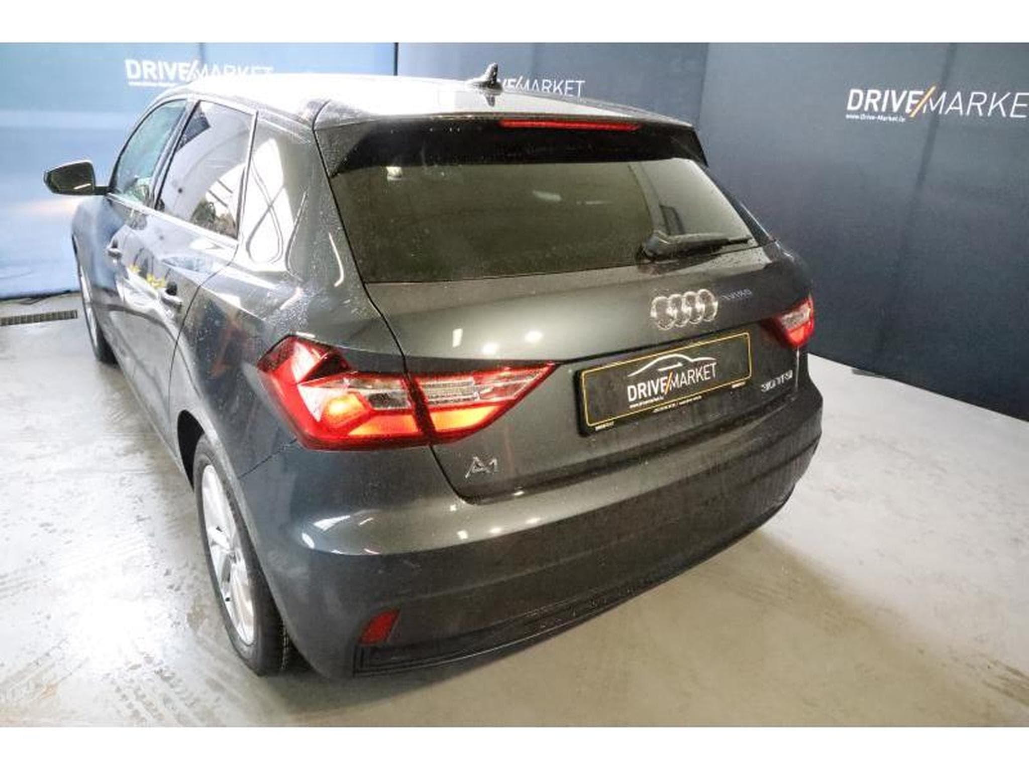 Audi A1 Advanced (2025) - Photo 17