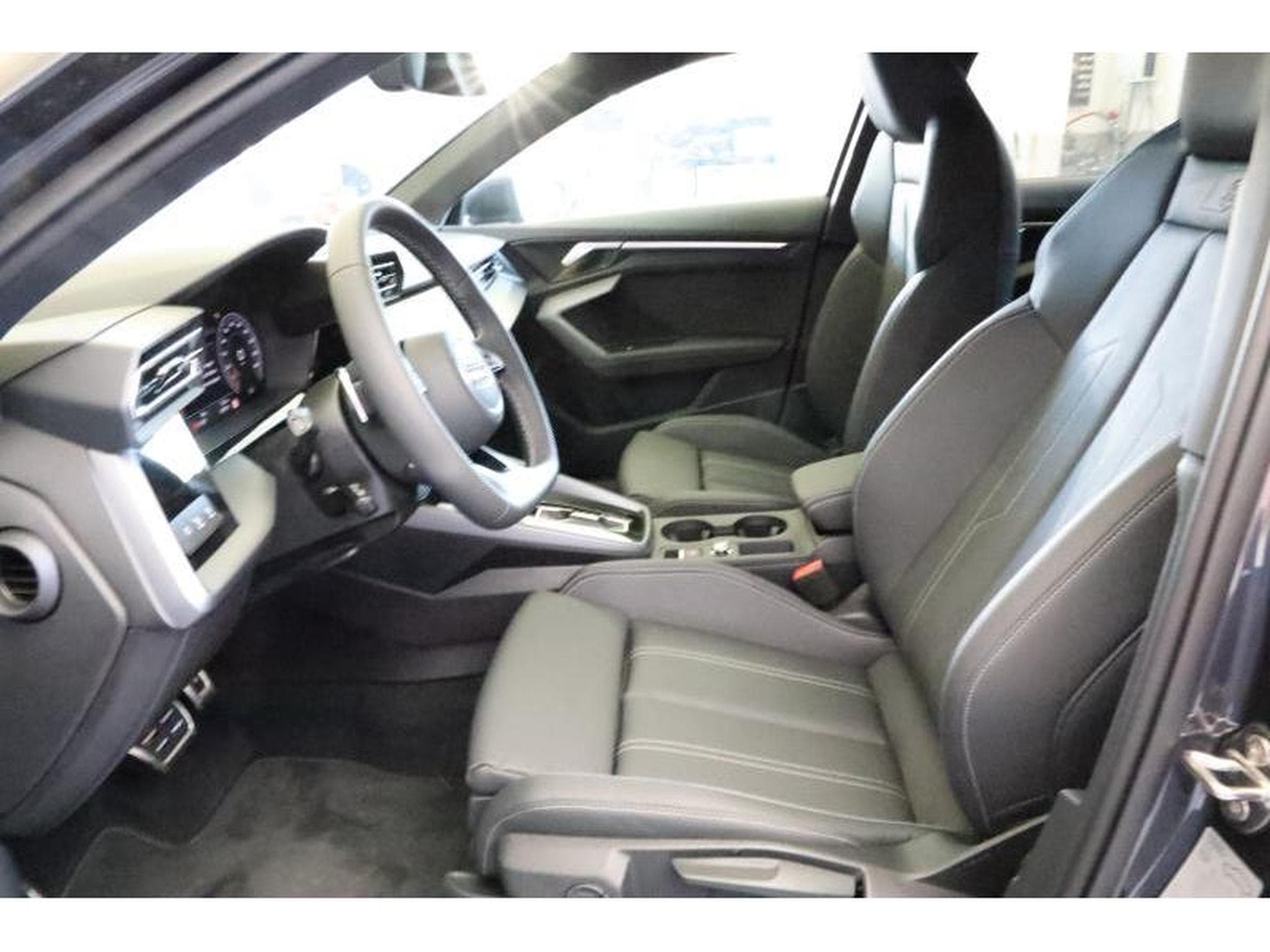 Audi A3 Sportback (2025) - Photo 4