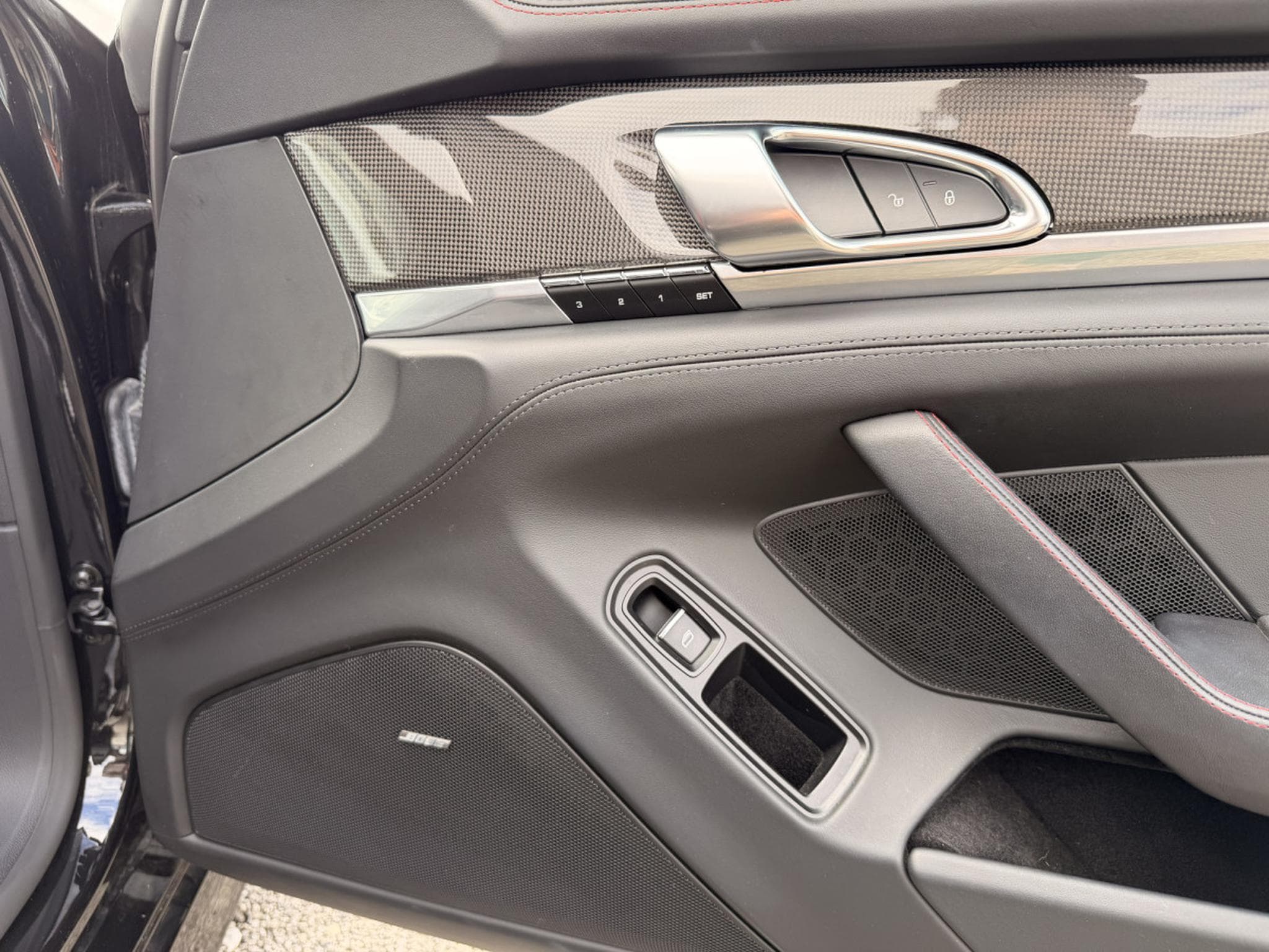 Porsche Panamera GTS (2012) - Photo 18