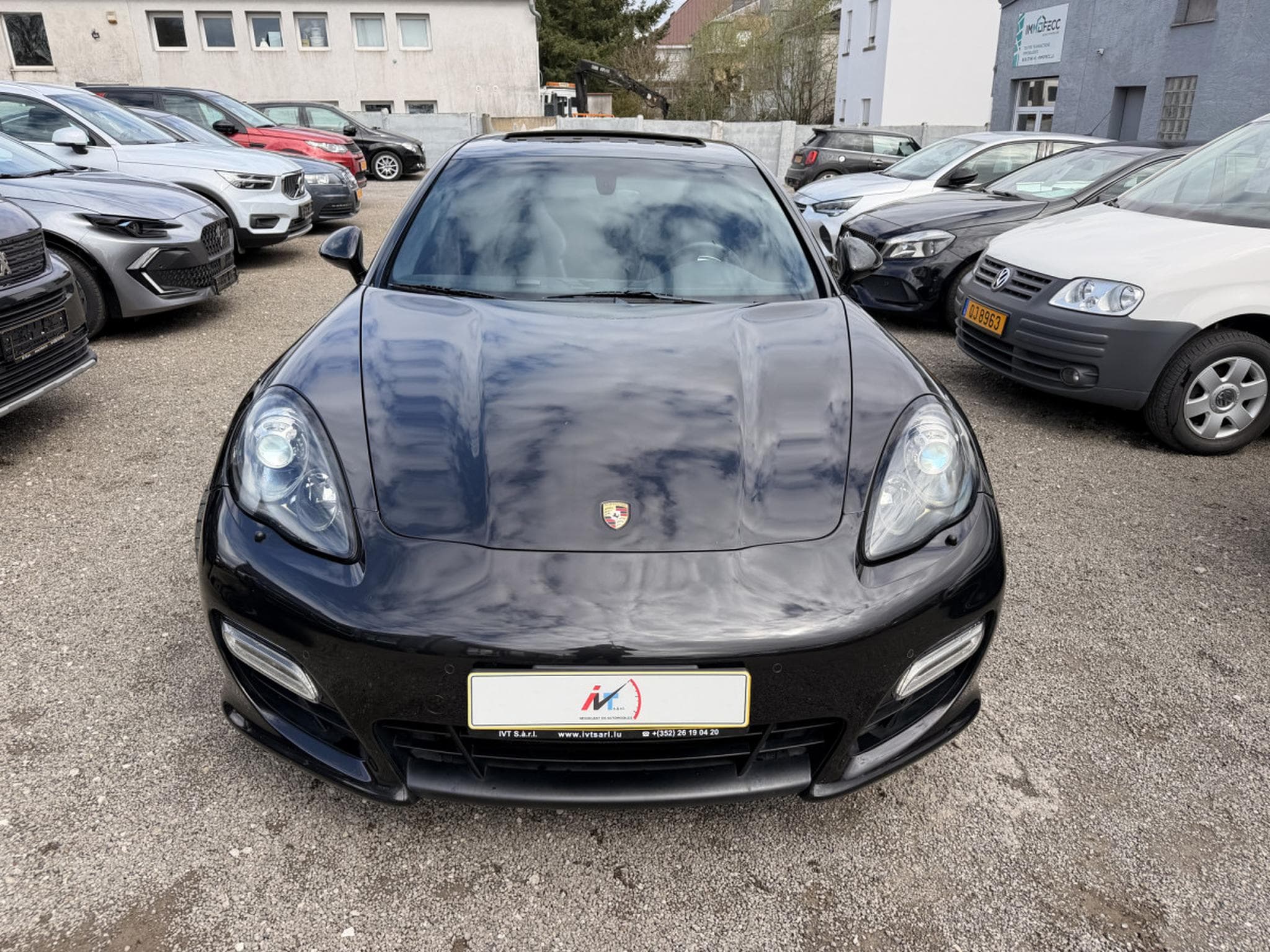 Porsche Panamera GTS (2012) - Photo 2