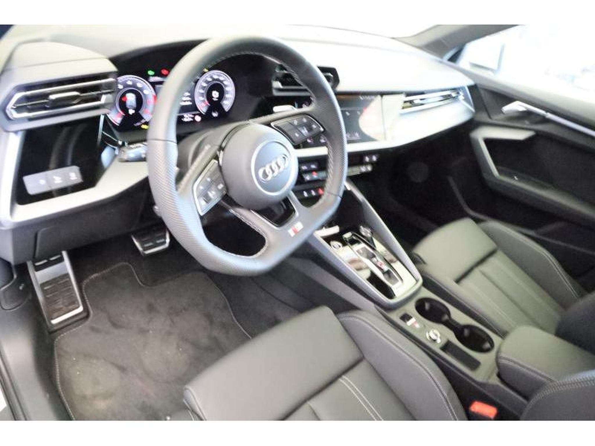 Audi A3 Sportback (2025) - Photo 14