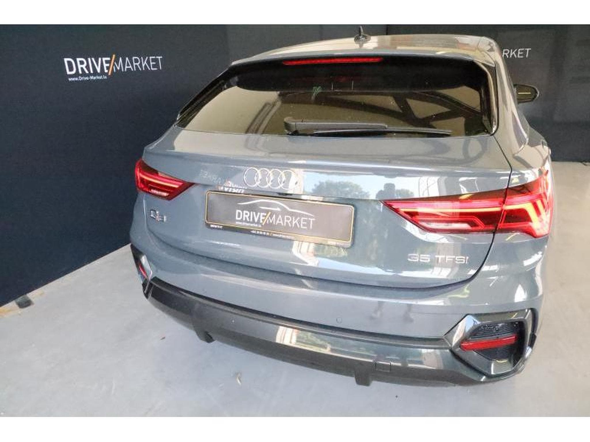 Audi Q3 Sportback (2025) - Photo 13