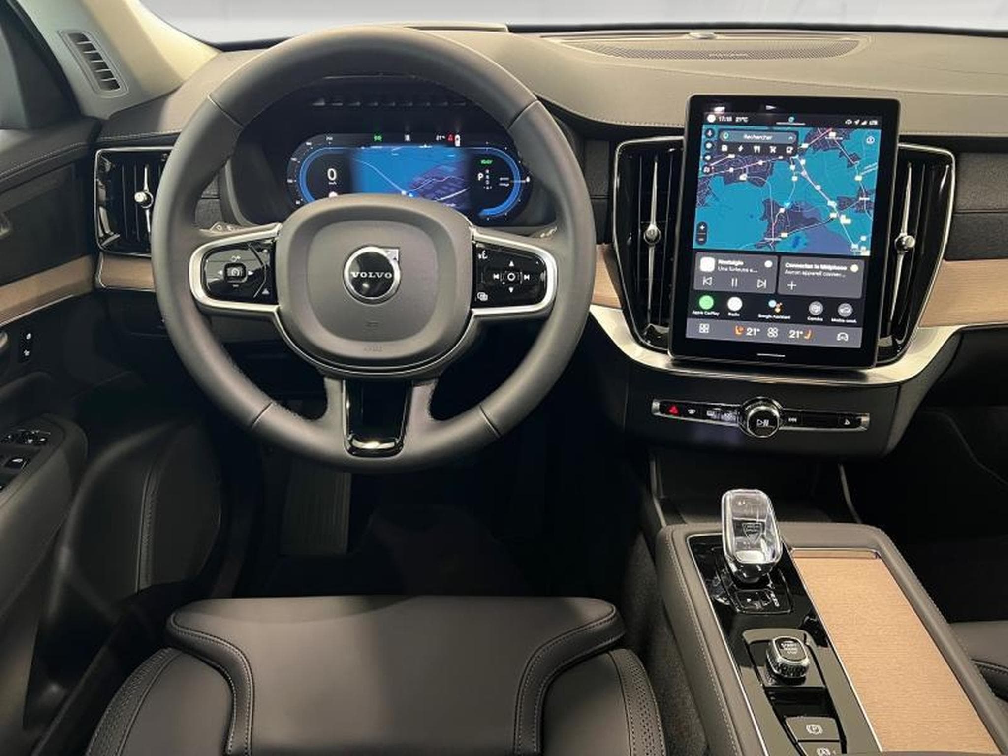 Volvo XC90 Plus Dark (2025) - Photo 15