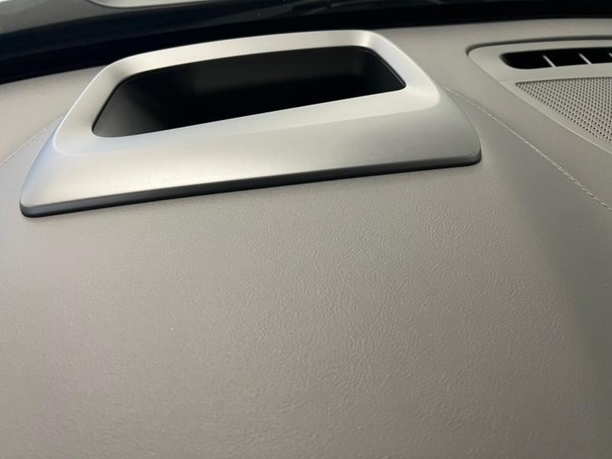 Volvo XC90 Plus Dark (2025) - Photo 19