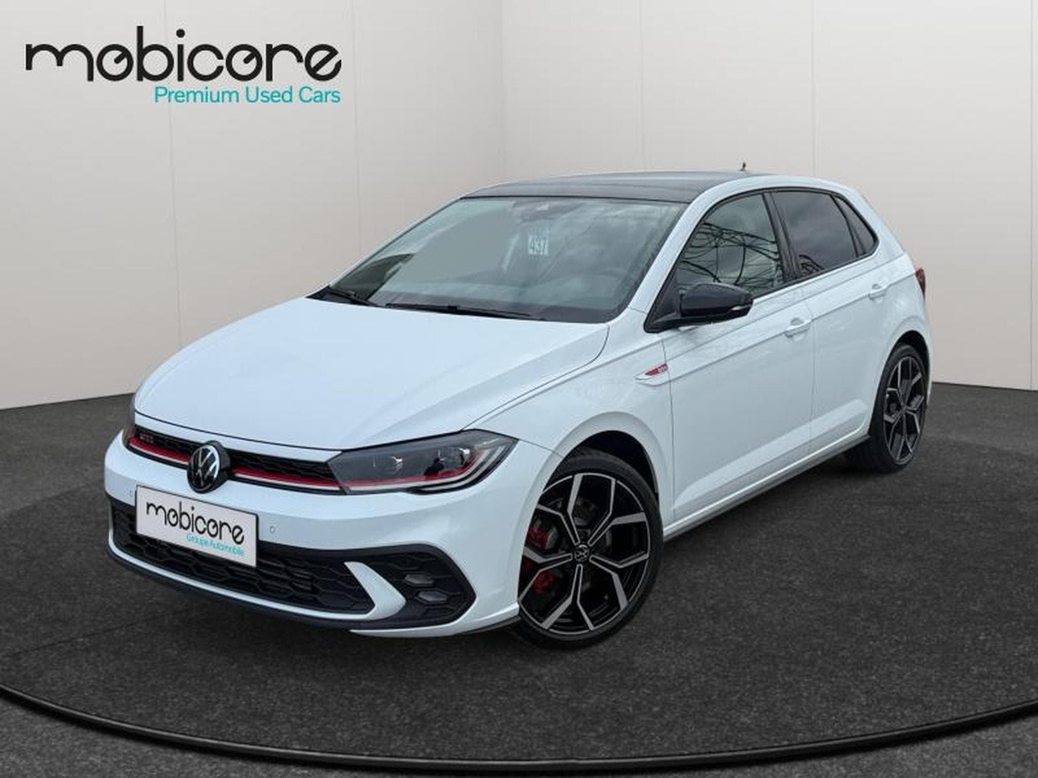 VW Polo 2.0 TSI DSG / !! NEW CAR !! (2025) - Photo 1