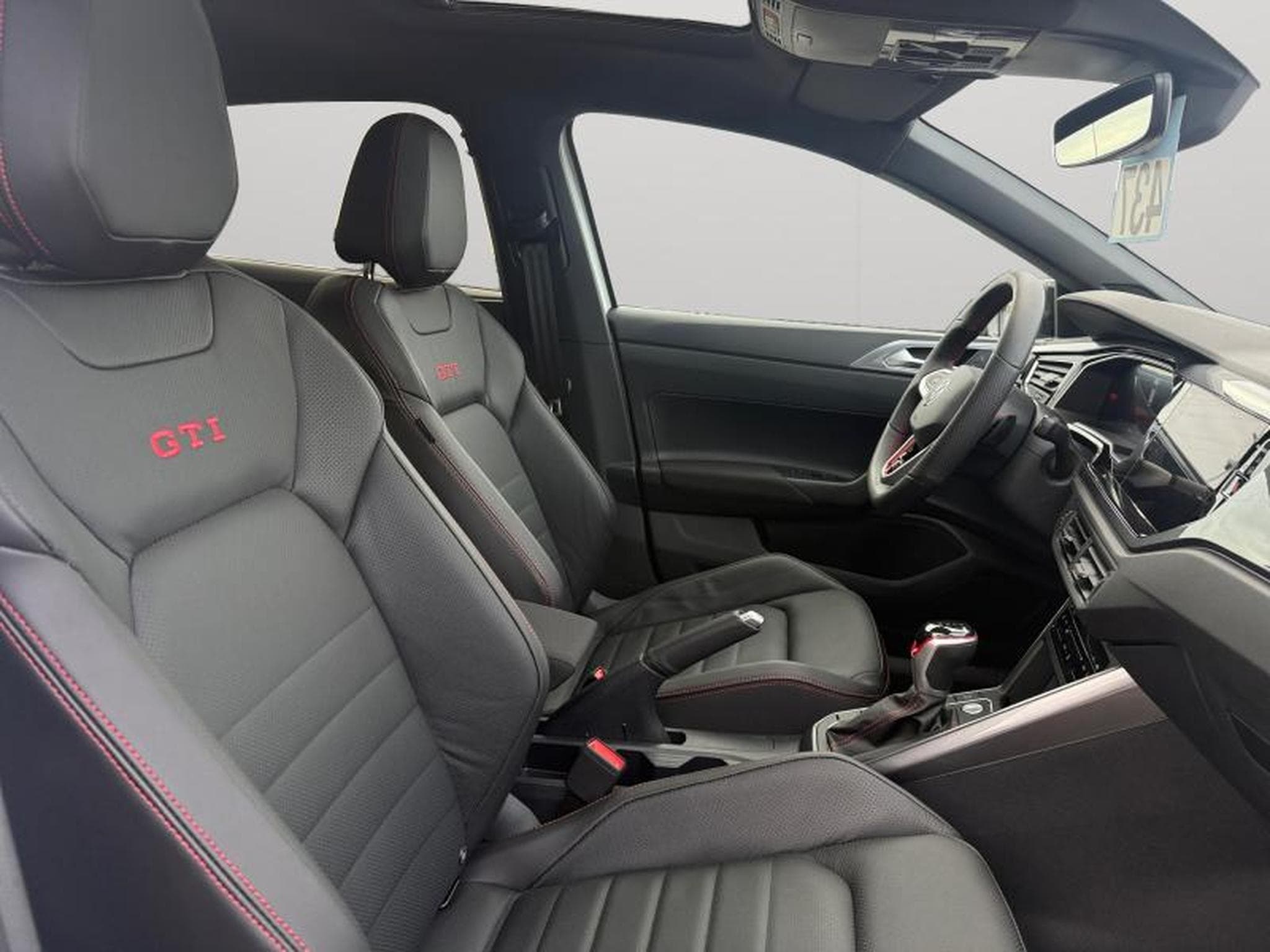 VW Polo 2.0 TSI DSG / !! NEW CAR !! (2025) - Photo 10