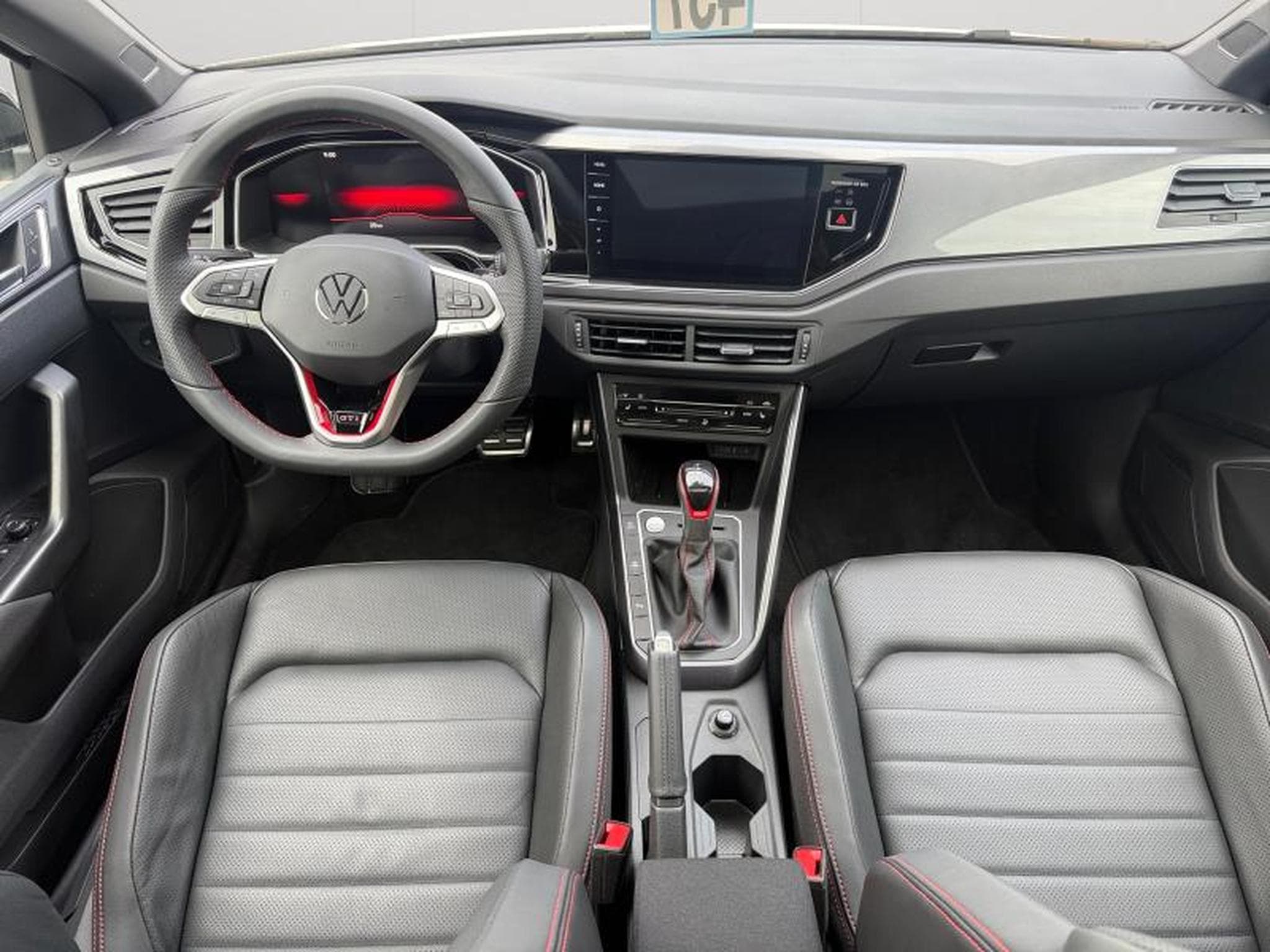 VW Polo 2.0 TSI DSG / !! NEW CAR !! (2025) - Photo 3