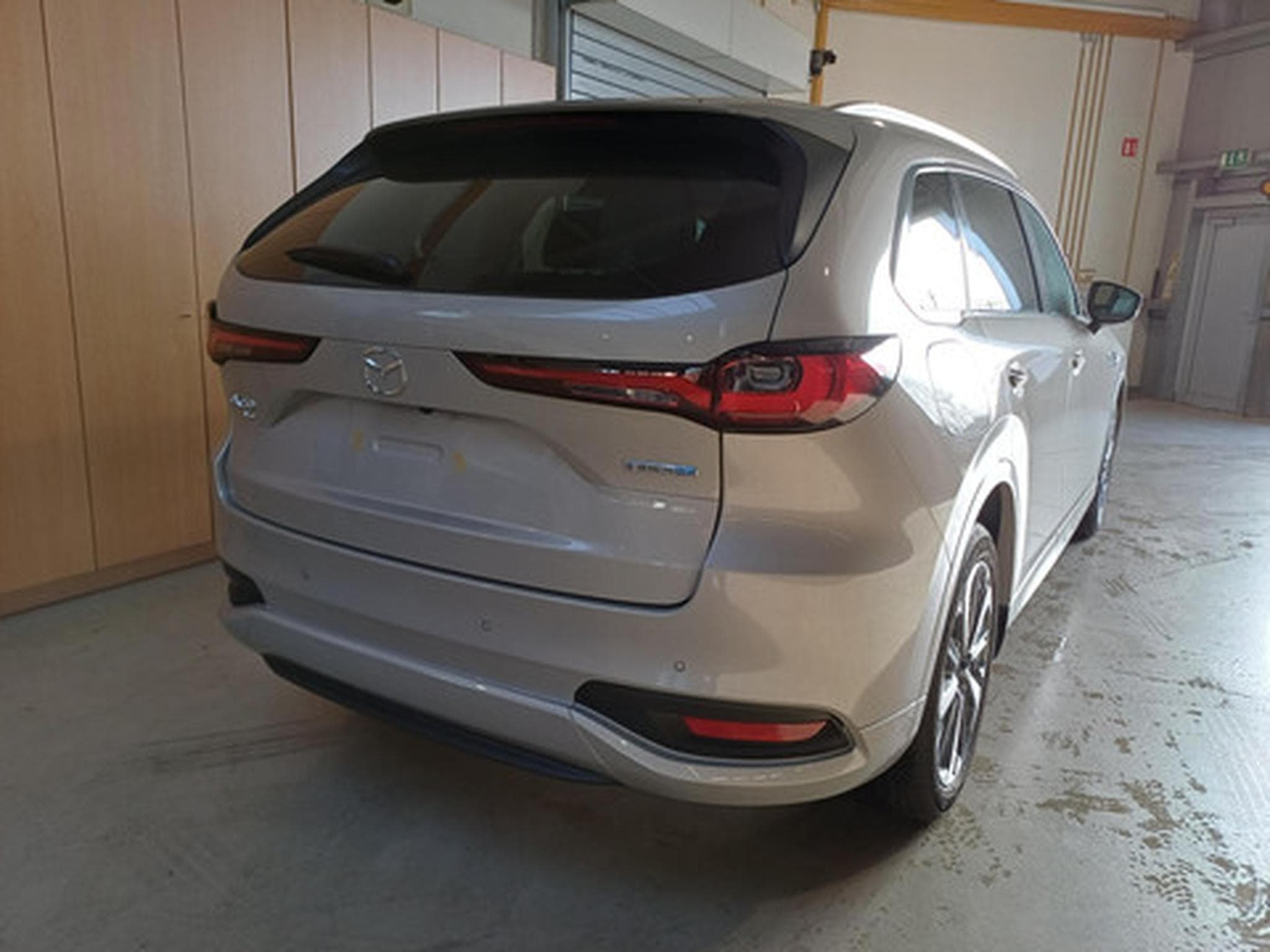 Mazda CX-80 2.5 240kW Auto Takumi Plus AWD (2025) - Photo 4