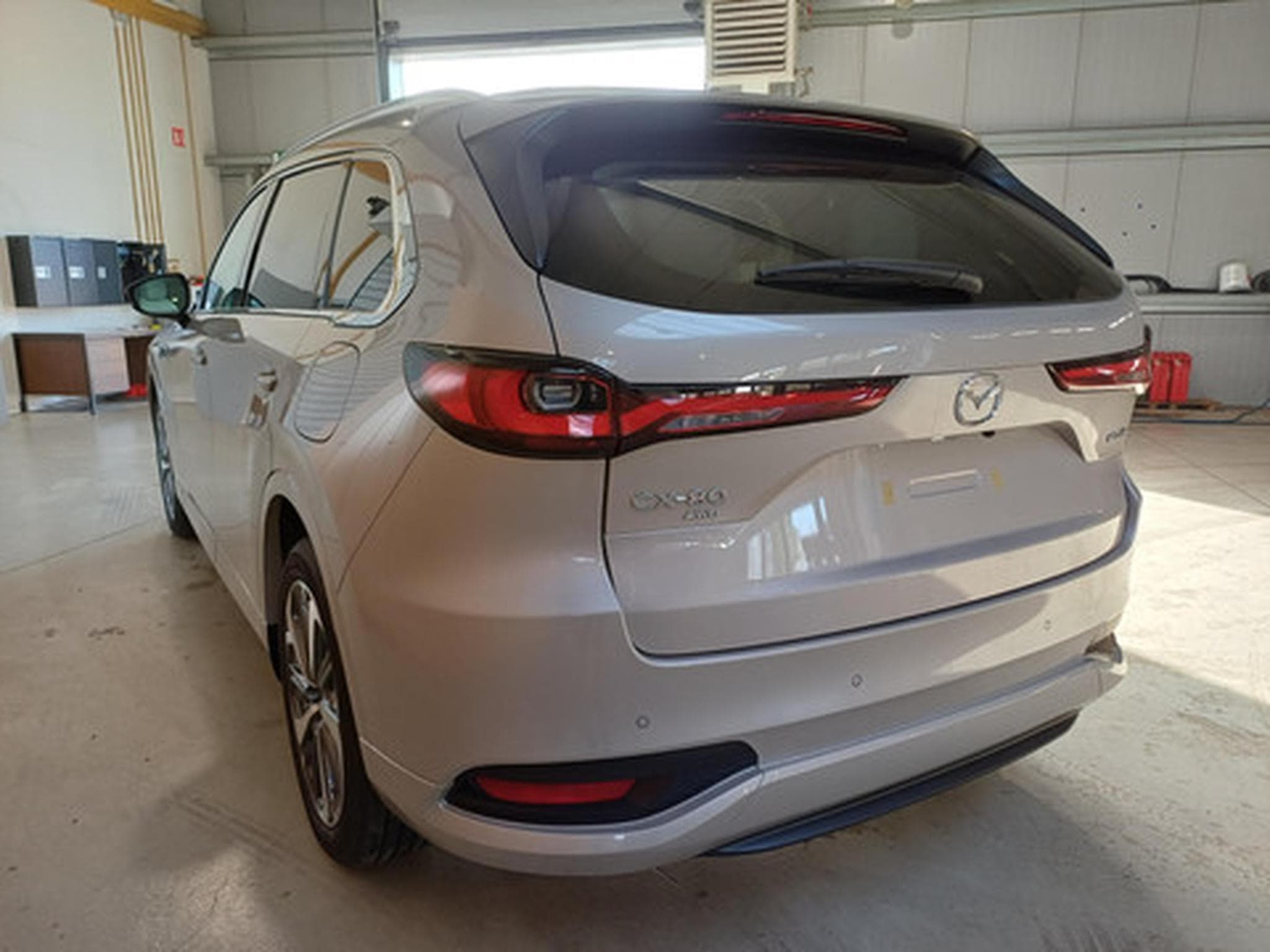Mazda CX-80 2.5 240kW Auto Takumi Plus AWD (2025) - Photo 5