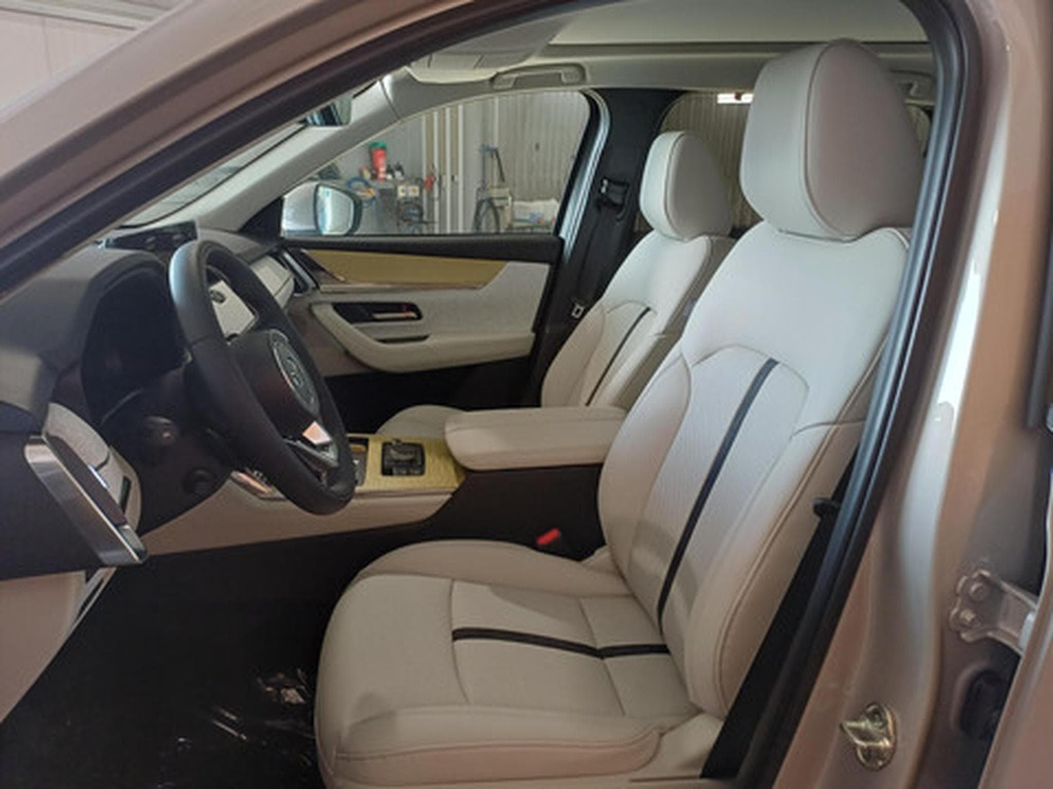 Mazda CX-80 2.5 240kW Auto Takumi Plus AWD (2025) - Photo 8