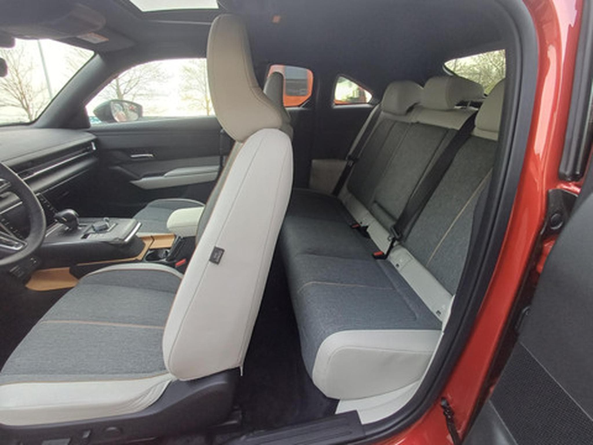 Mazda MX-30 e-SKYACTIV 145 pk Makoto (2025) - Photo 9