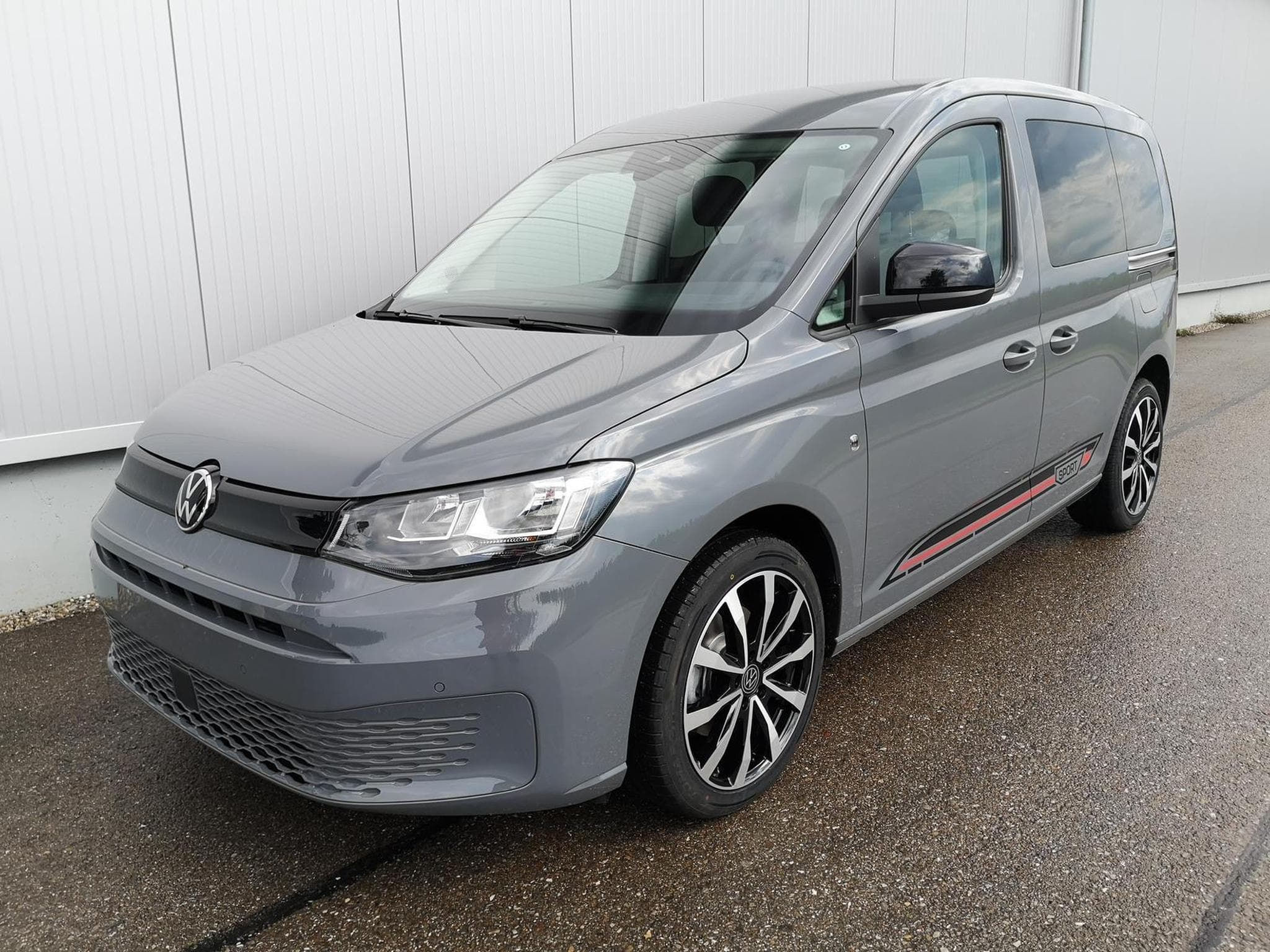 VW Caddy Basis (2025) - Photo 1