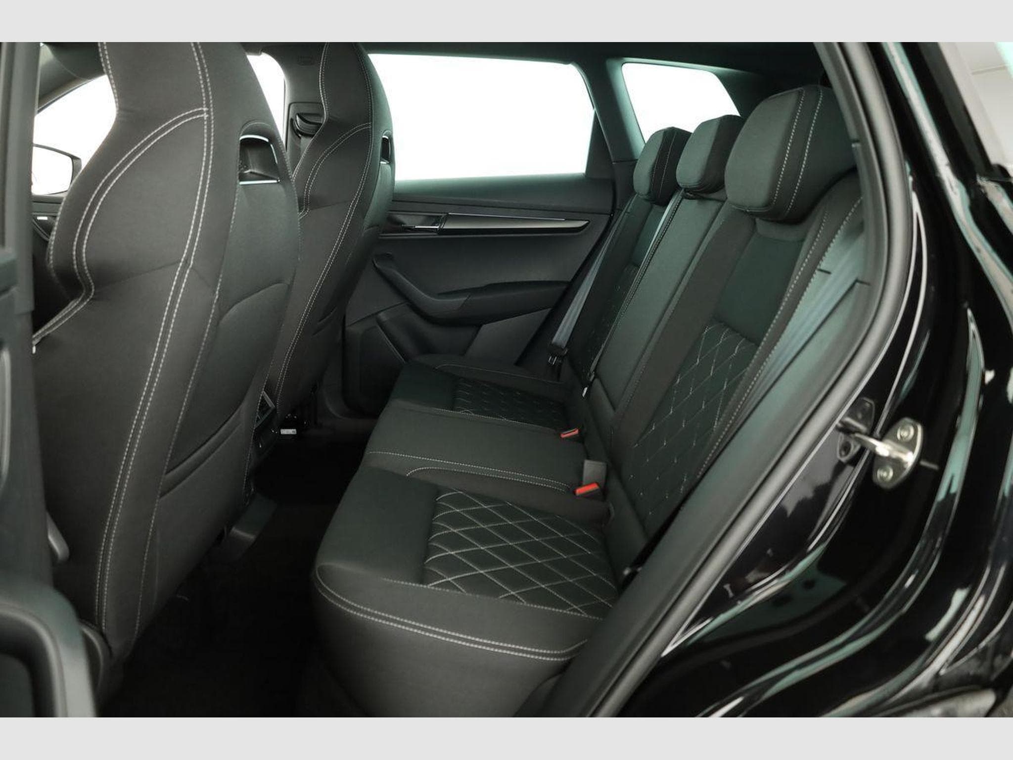 Skoda Karoq Sportline (2026) - Photo 11