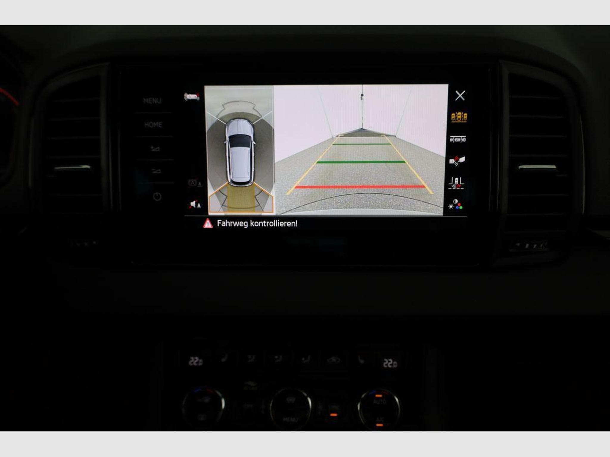 Skoda Karoq Sportline (2026) - Photo 6