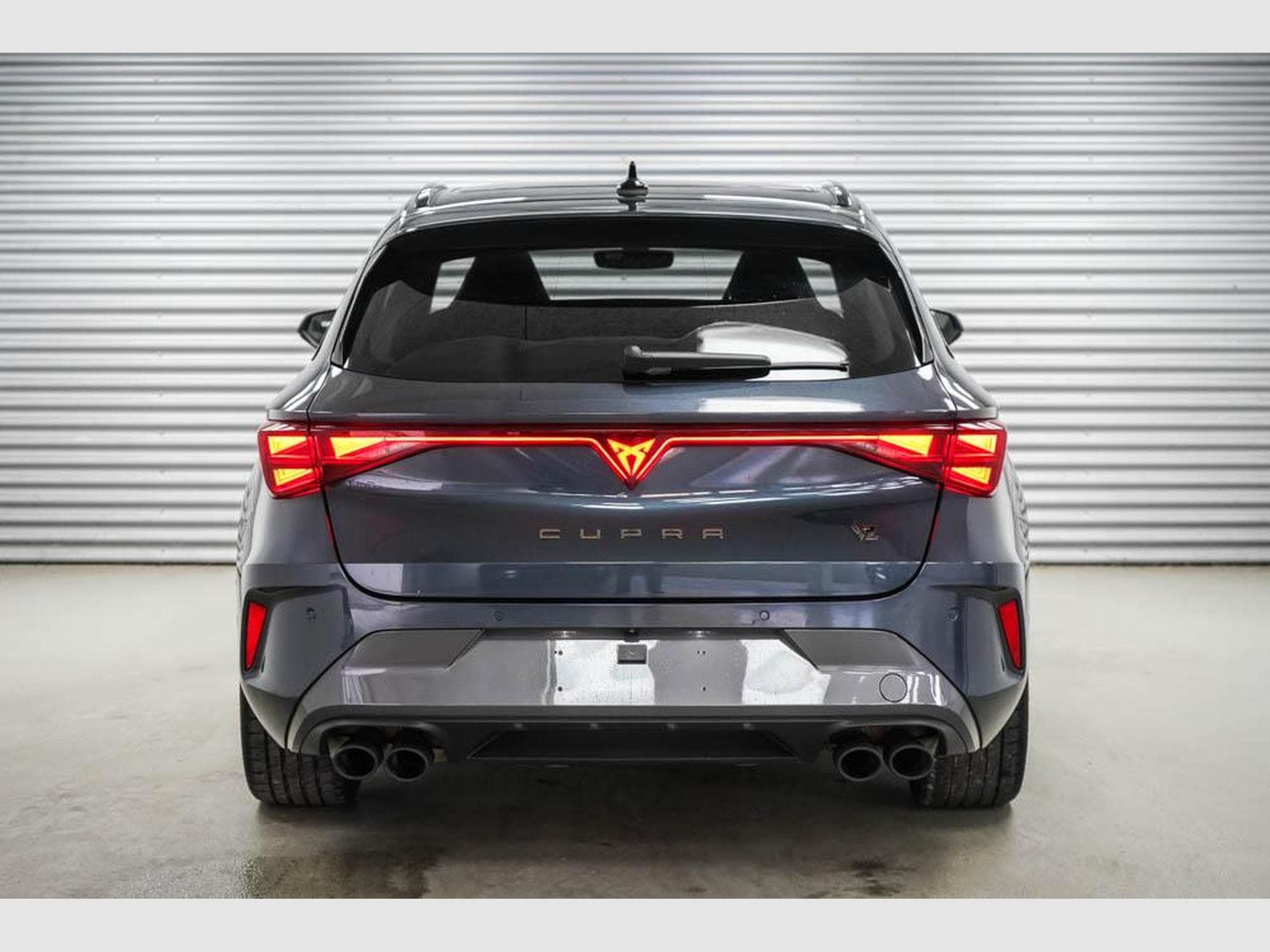 Cupra Leon ST 2,0 TSI (2025) - Photo 4