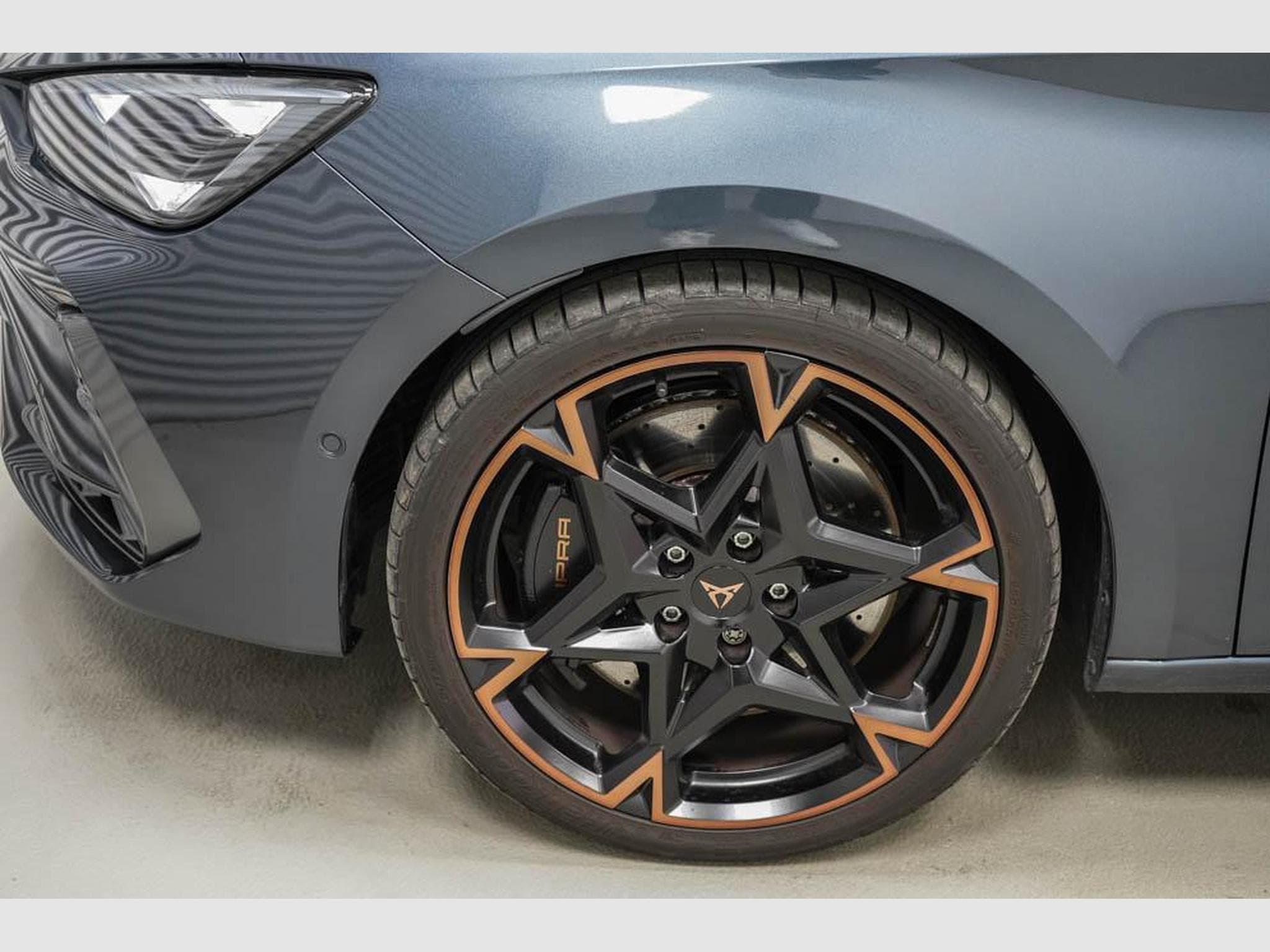 Cupra Leon ST 2,0 TSI (2025) - Photo 5