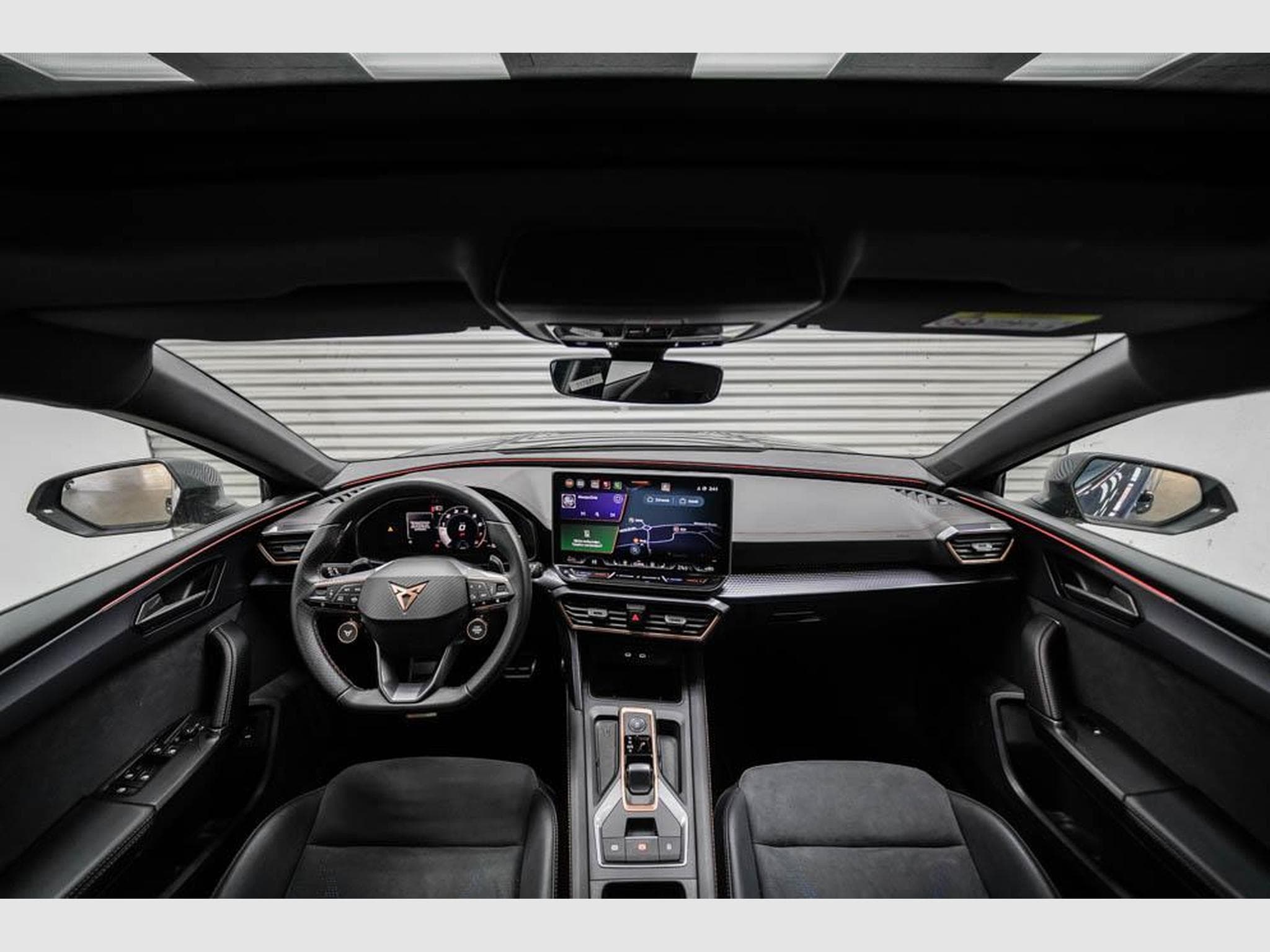 Cupra Leon ST 2,0 TSI (2025) - Photo 6