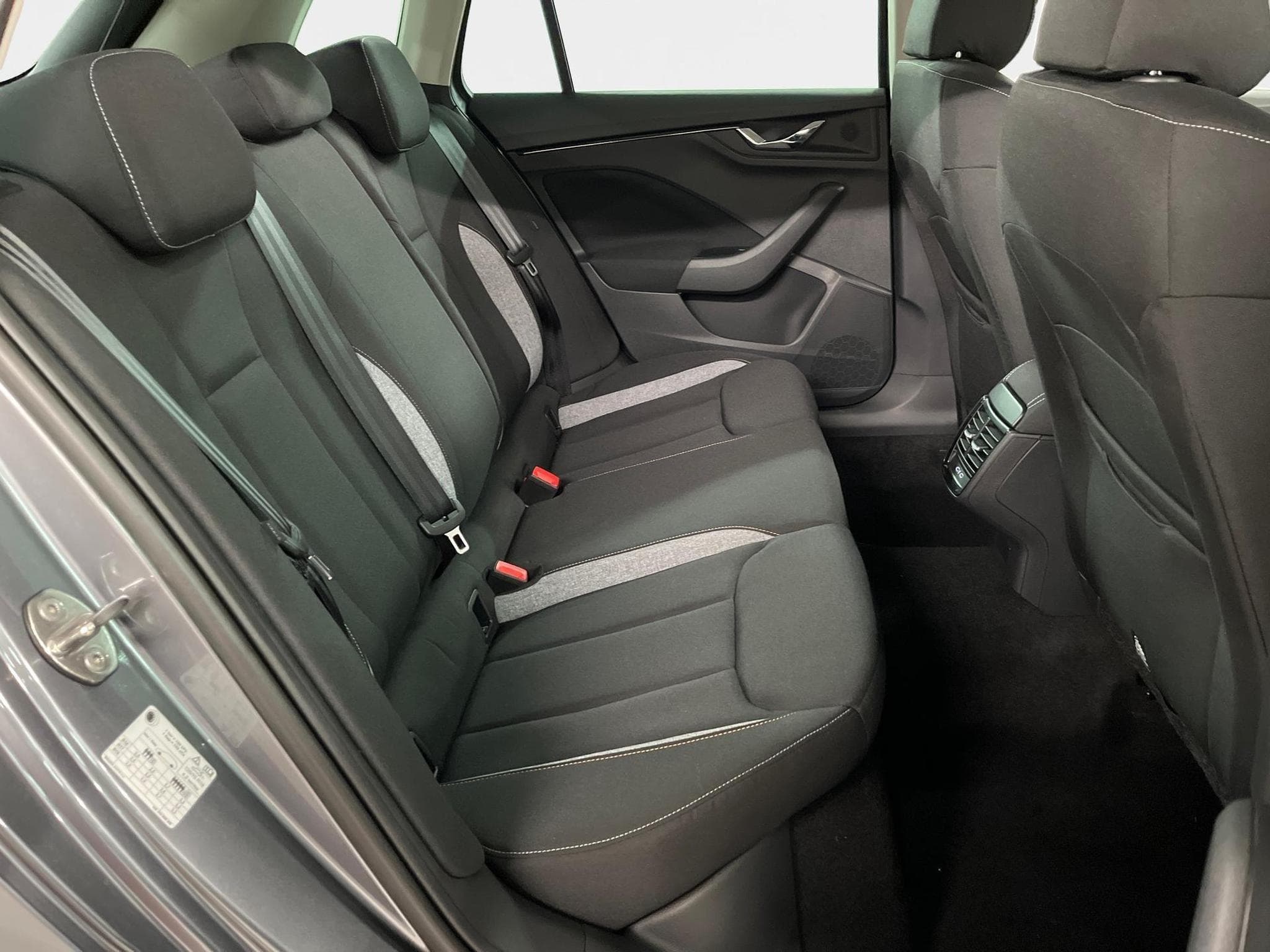 Skoda Kamiq Selection (2026) - Photo 21