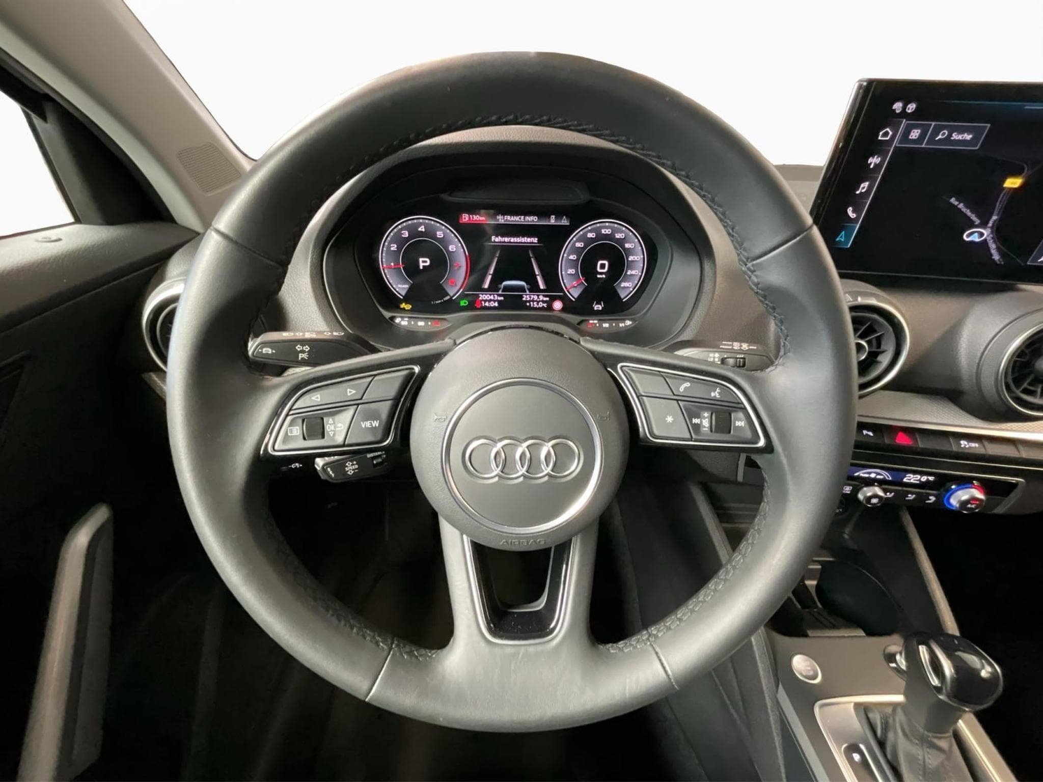 Audi Q2 Advanced+S-Tronic+35tfsi+Led (2025) - Photo 10