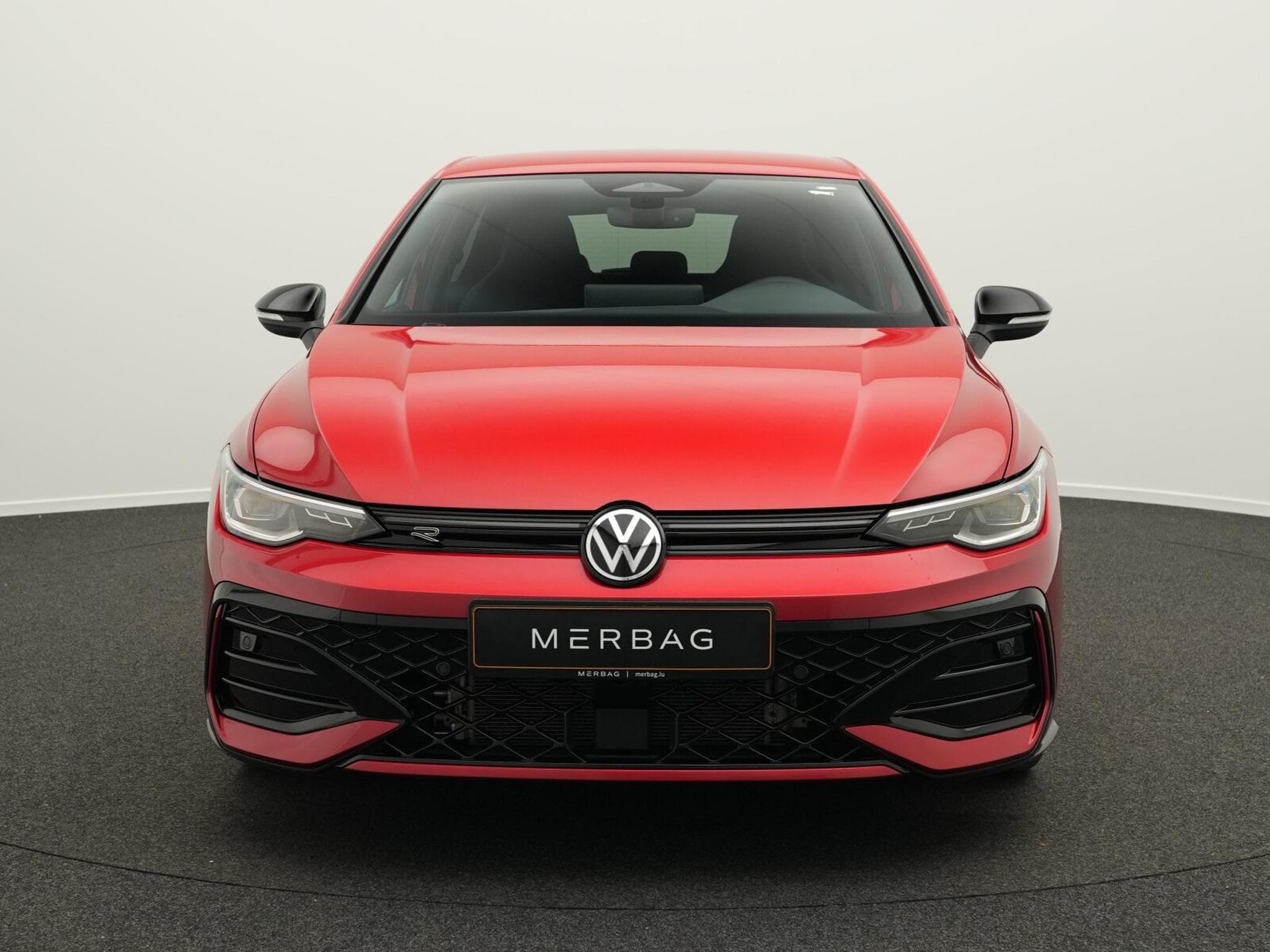 VW Golf VIII 1.5 eTSI R-Line (2025) - Photo 2