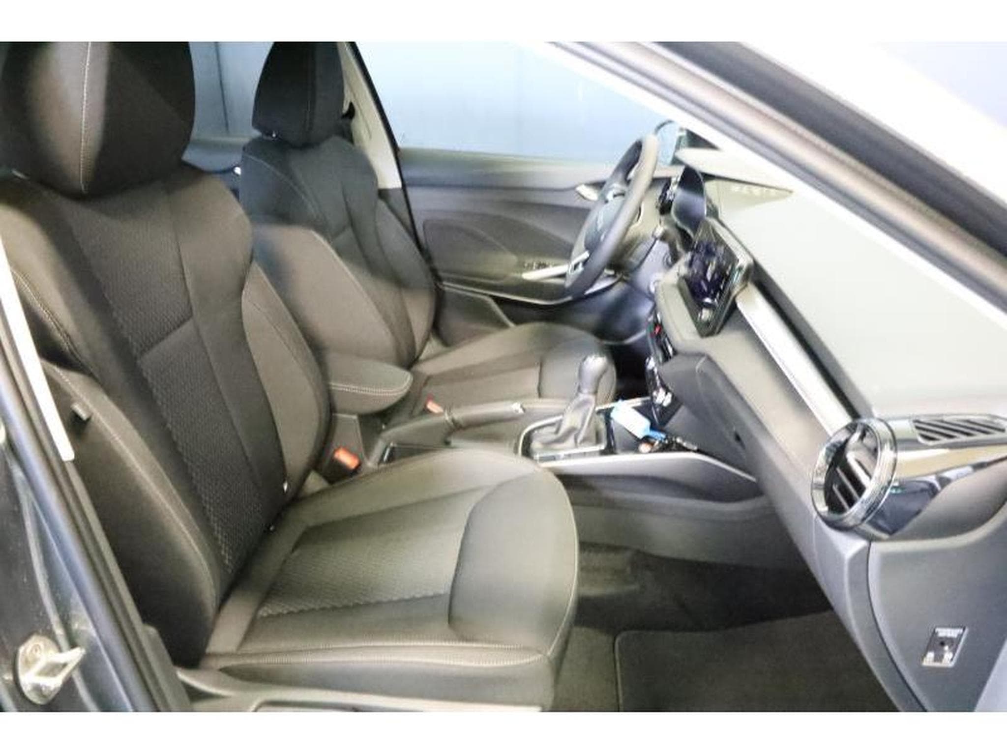 Skoda Fabia Selection (2025) - Photo 11