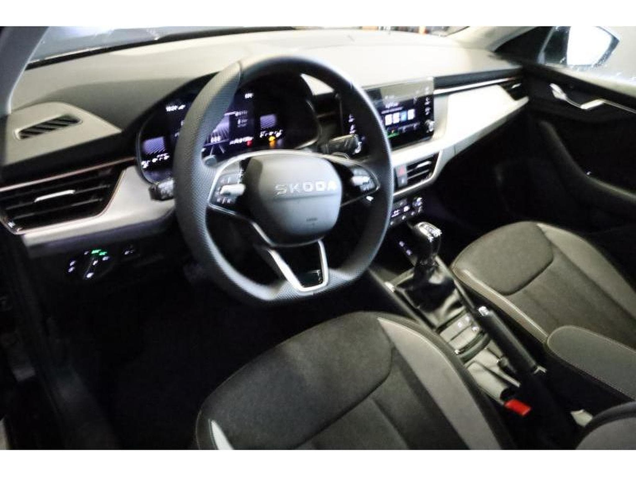 Skoda Kamiq Selection (2025) - Photo 19