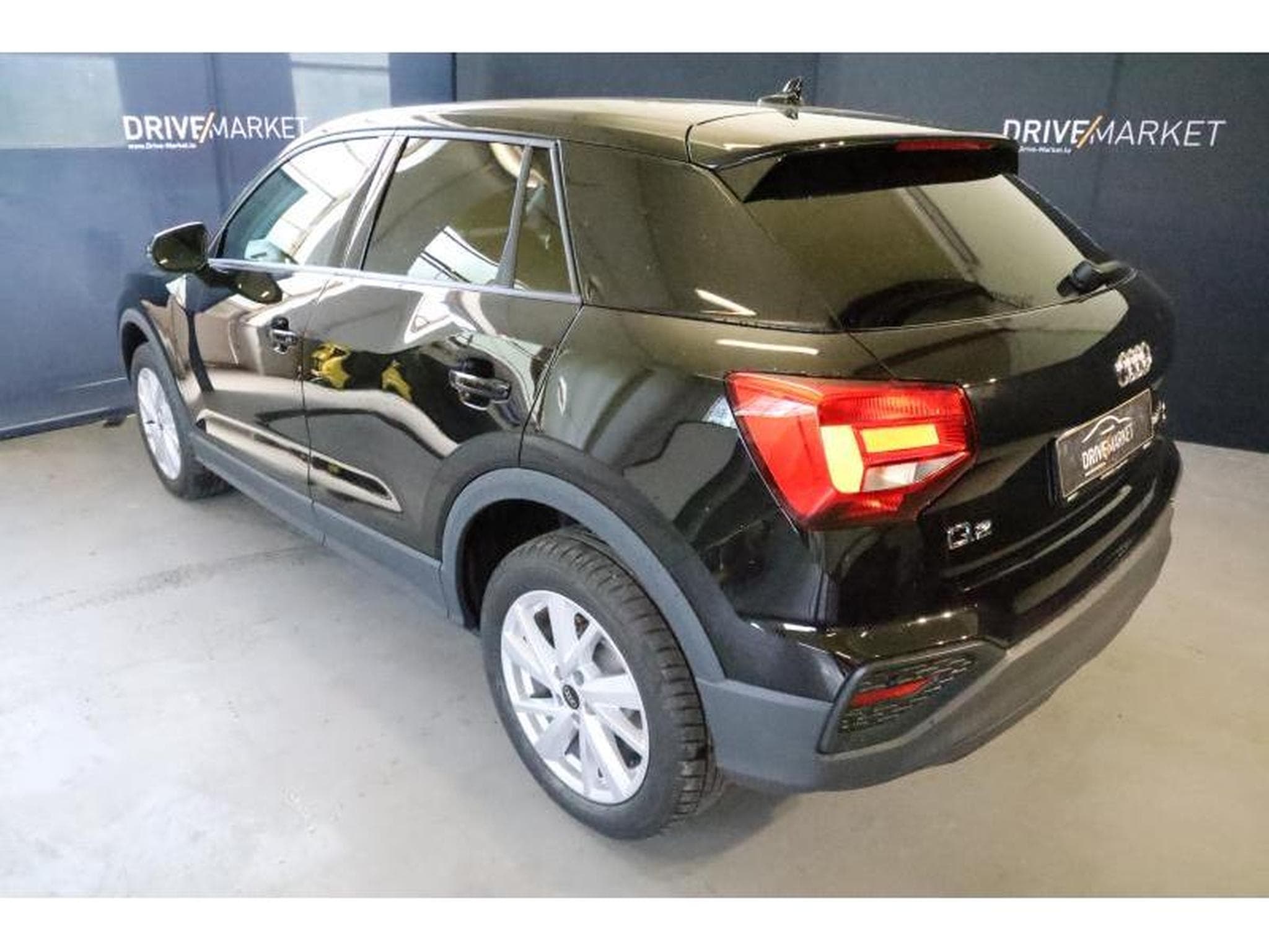 Audi Q2 35 TFSI S tronic (2025) - Photo 3