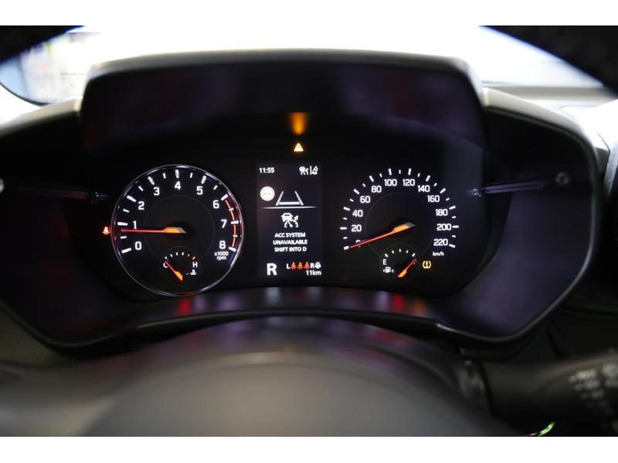 Suzuki Swift GL+ (2025) - Photo 5