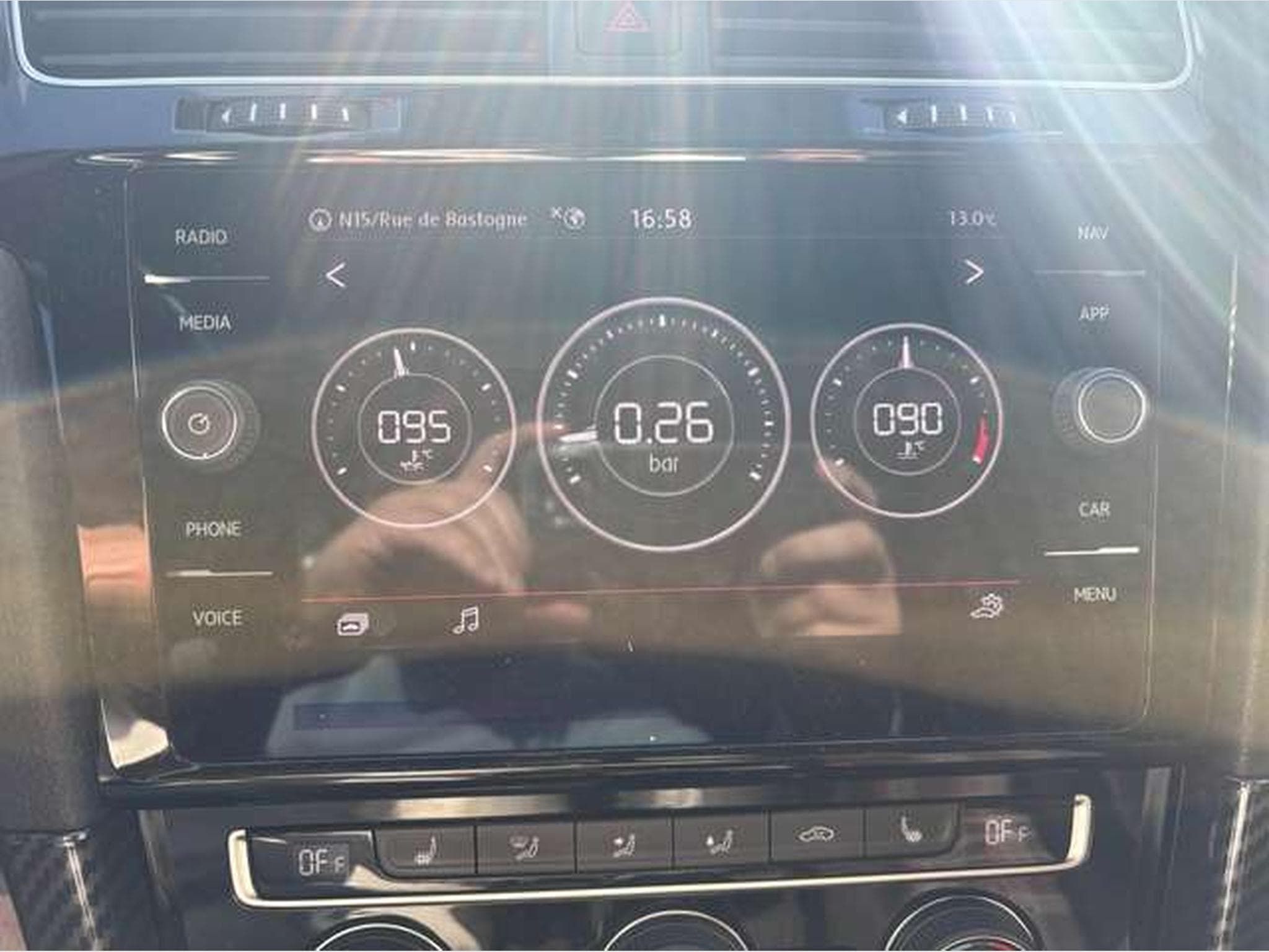 VW Golf Golf GTI Performance 300 PS 2.0 TSI OPF DSG (2019) - Photo 13