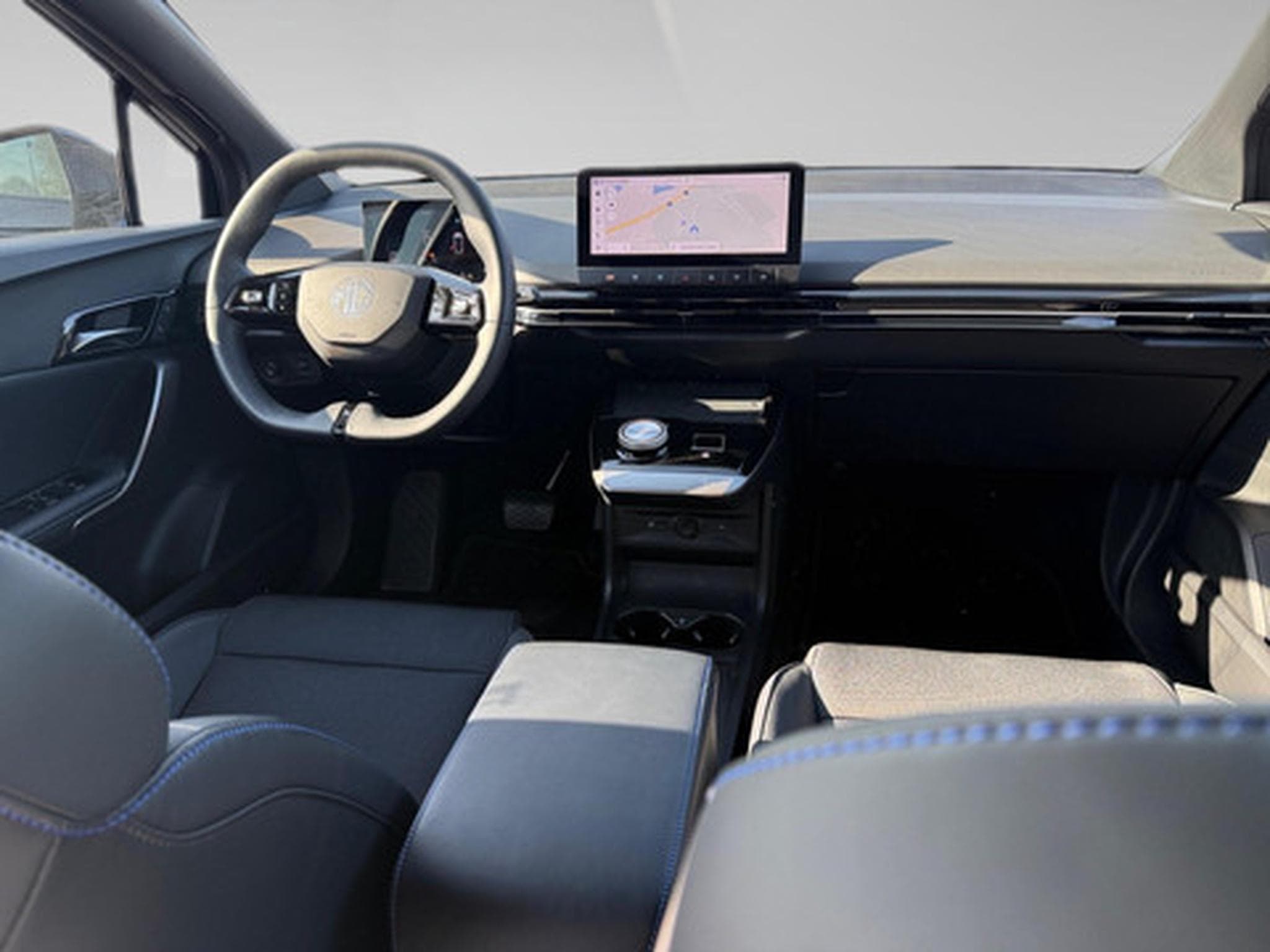MG MG4 ELECTRIC (2023) - Photo 7