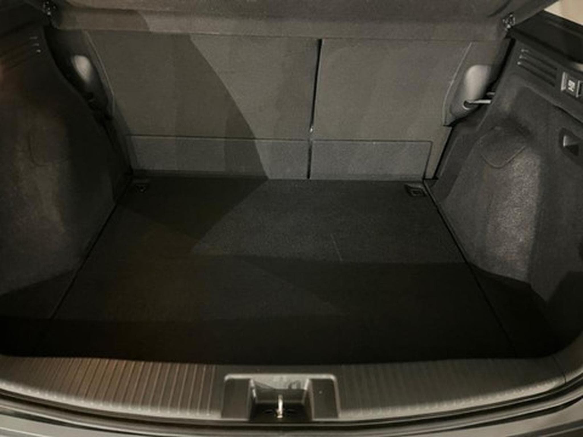 Honda HR-V 1.5 i-VTEC CVT Elegance (2019) - Photo 12