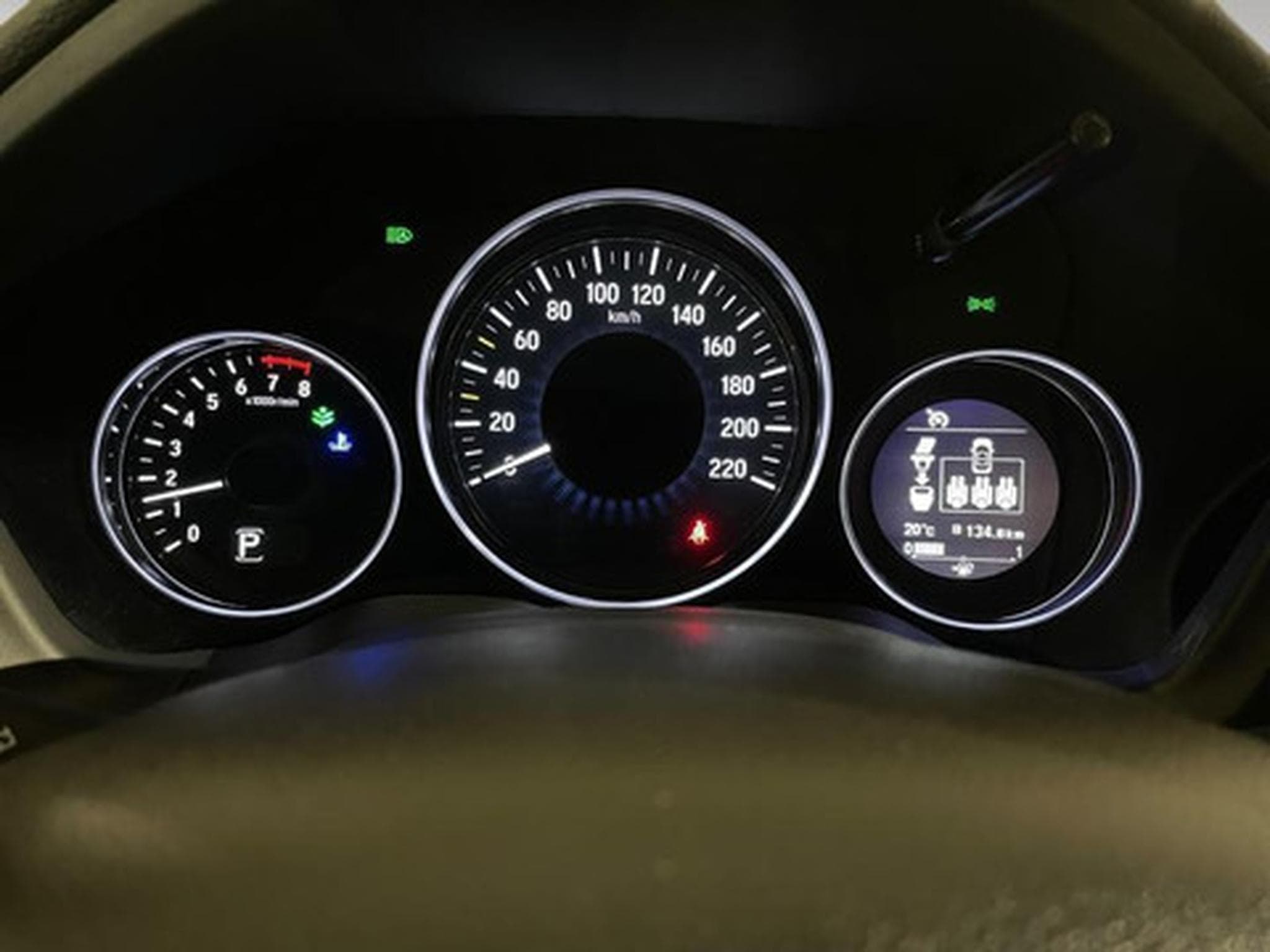 Honda HR-V 1.5 i-VTEC CVT Elegance (2019) - Photo 2
