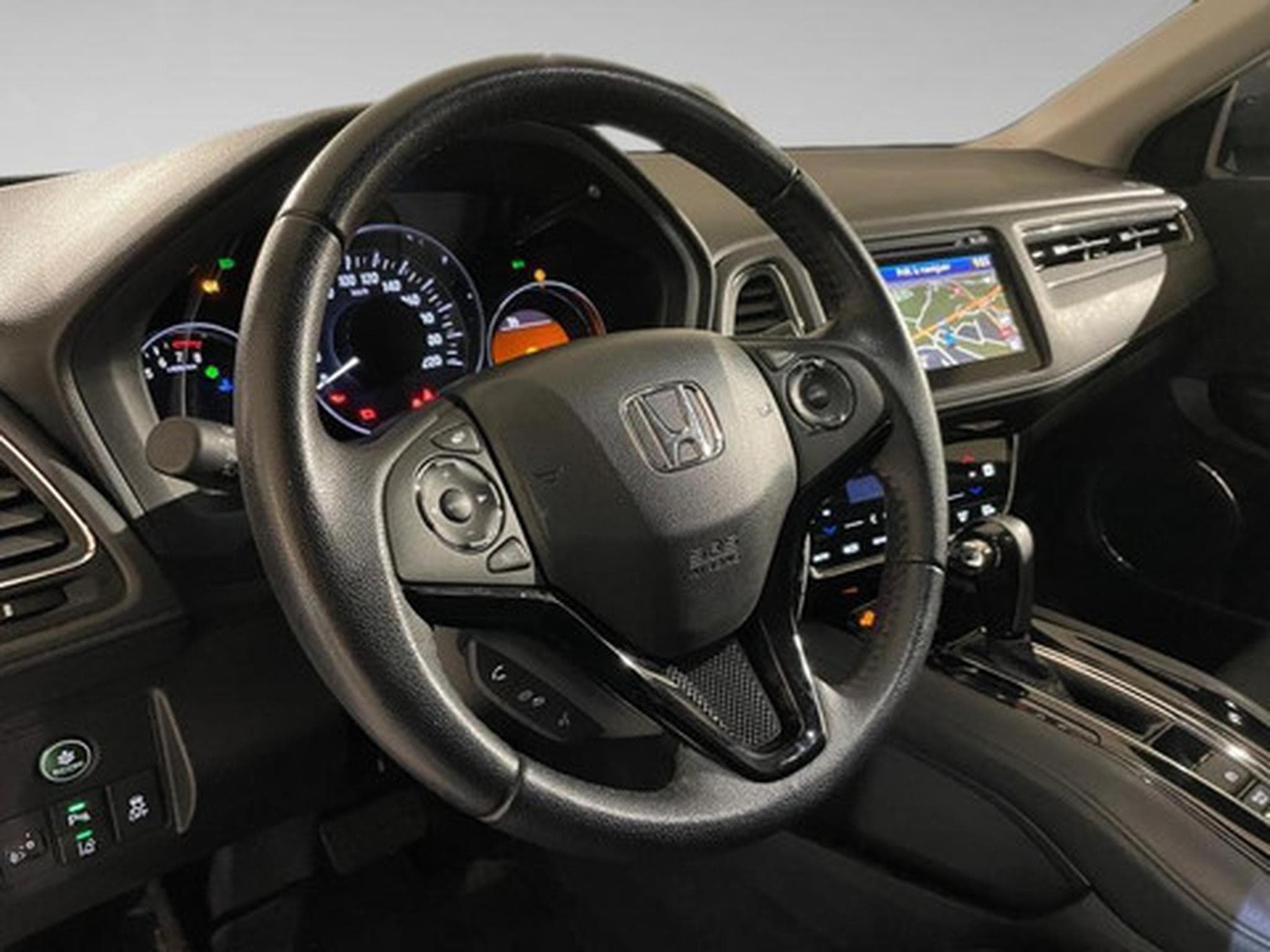 Honda HR-V 1.5 i-VTEC CVT Elegance (2019) - Photo 8