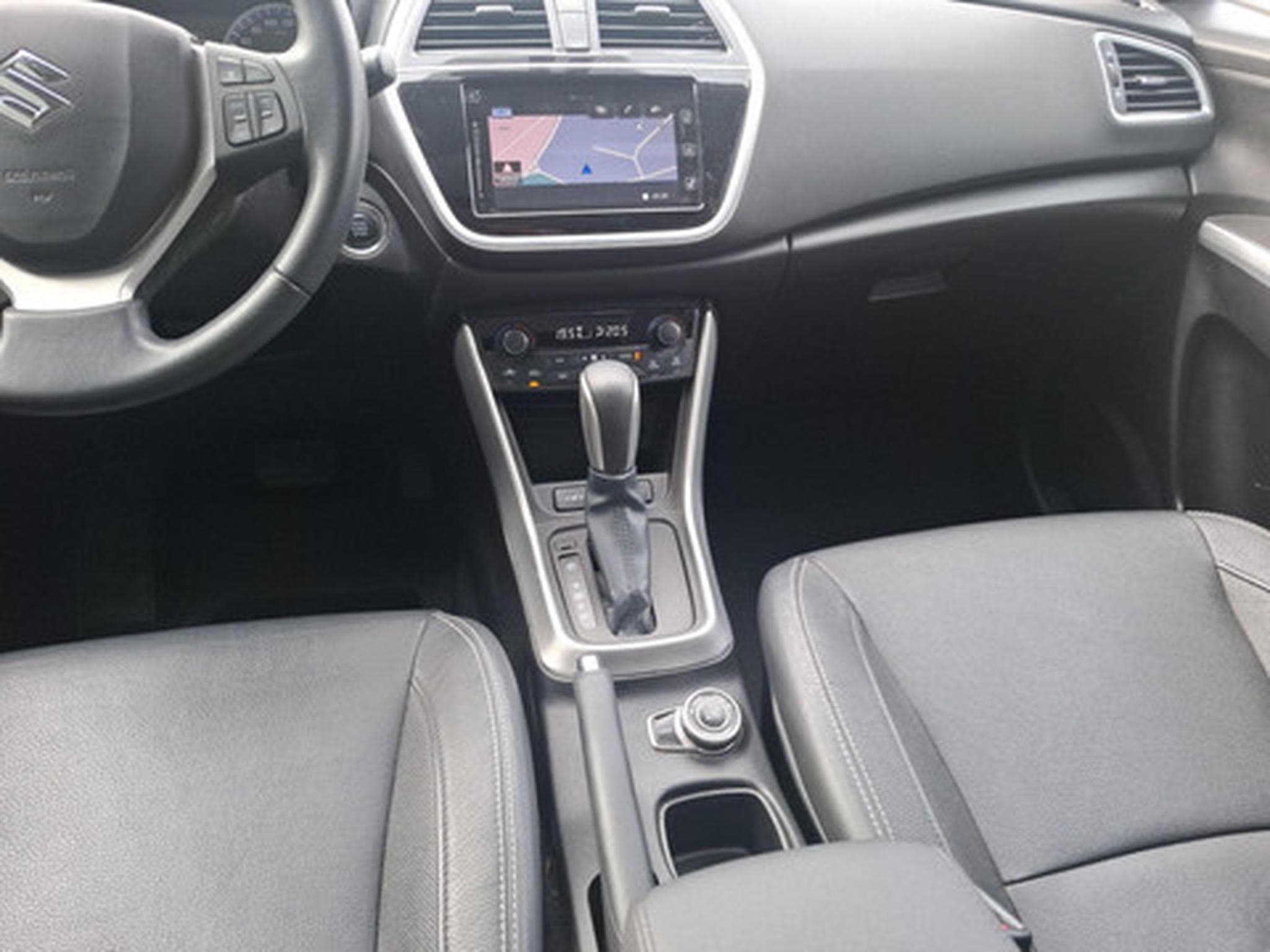 Suzuki S-Cross 1.4 Grand Luxe Xtra A/T 4x4 (2017) - Photo 10
