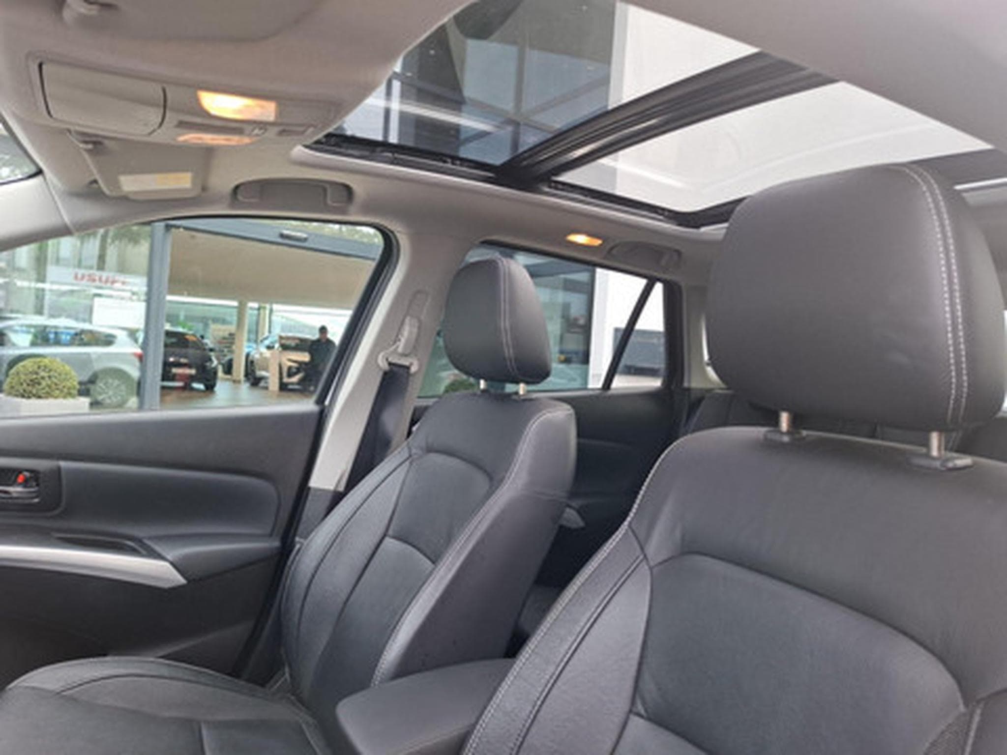 Suzuki S-Cross 1.4 Grand Luxe Xtra A/T 4x4 (2017) - Photo 13