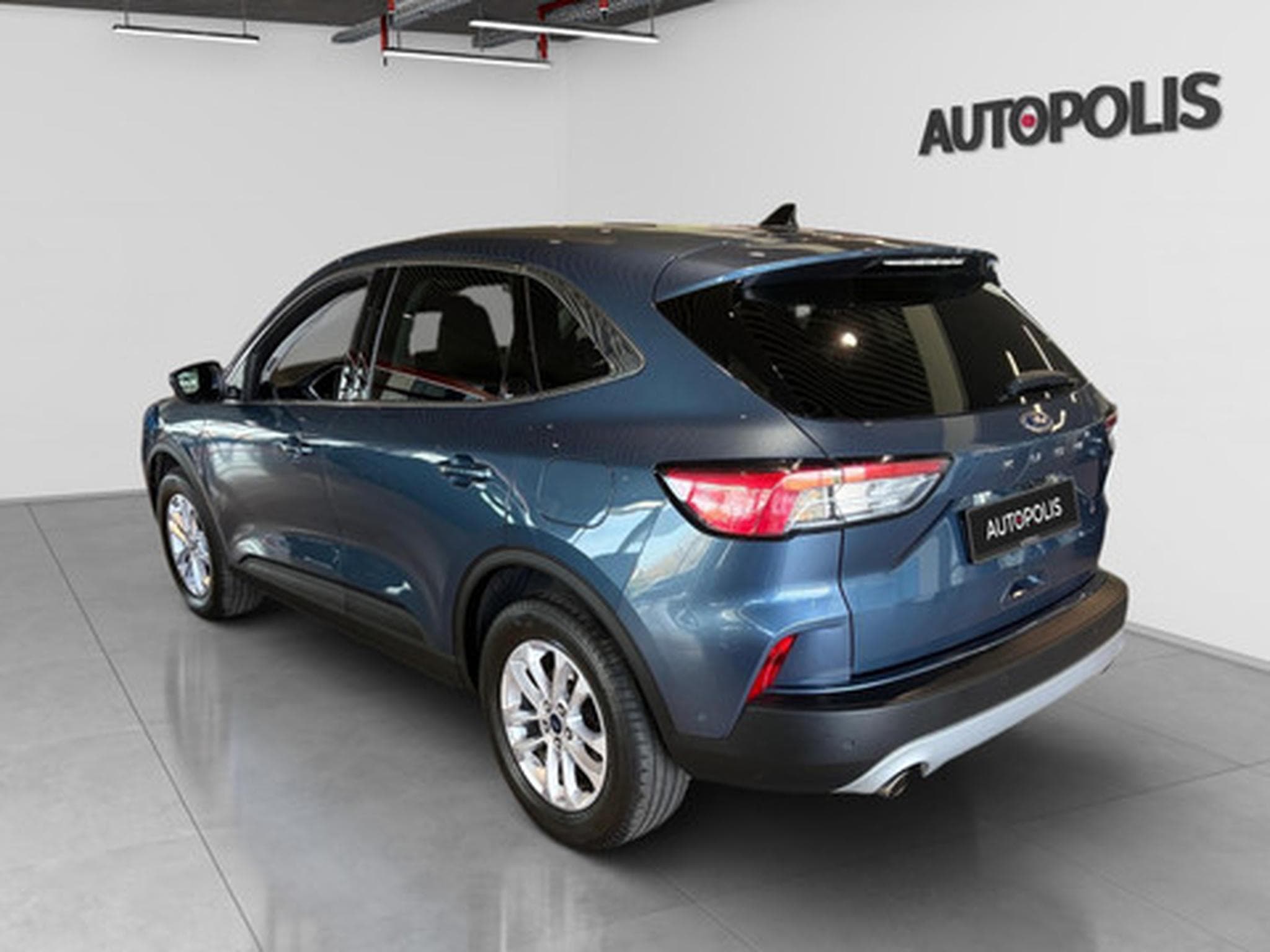 Ford Kuga 1.5i EcoB. 110kW S/S Titanium (2020) - Photo 13
