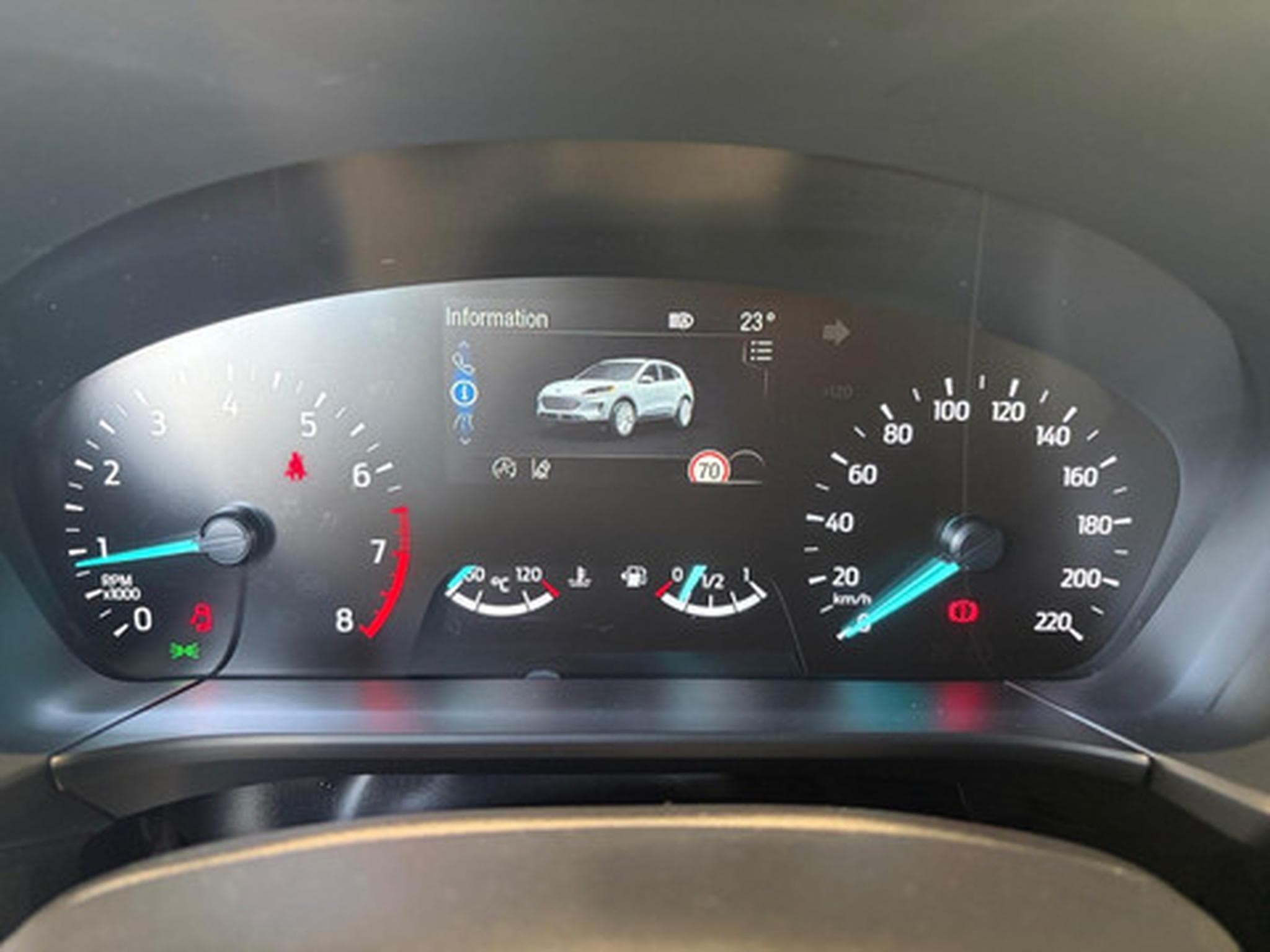 Ford Kuga 1.5i EcoB. 110kW S/S Titanium (2020) - Photo 2