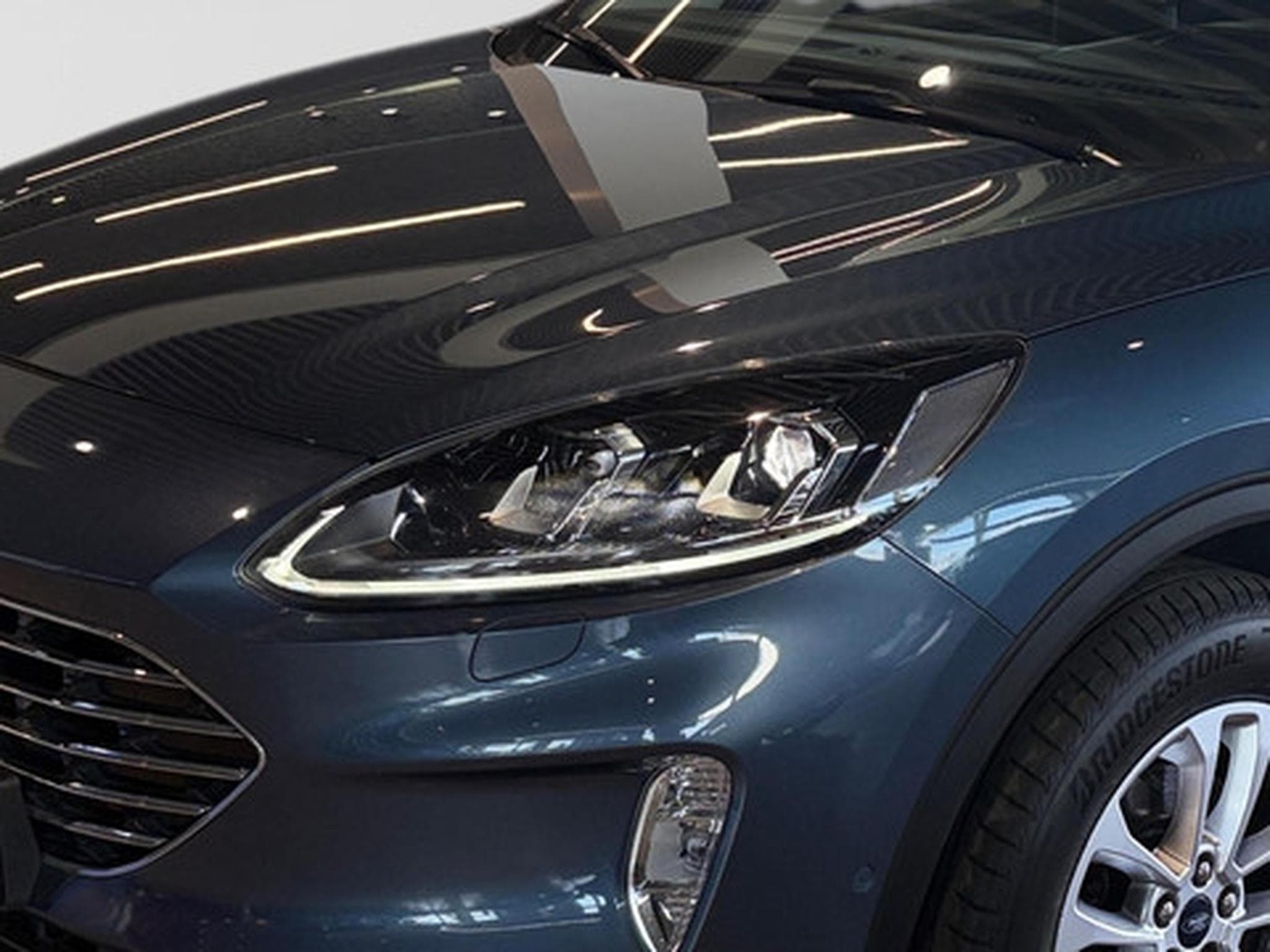 Ford Kuga 1.5i EcoB. 110kW S/S Titanium (2020) - Photo 21