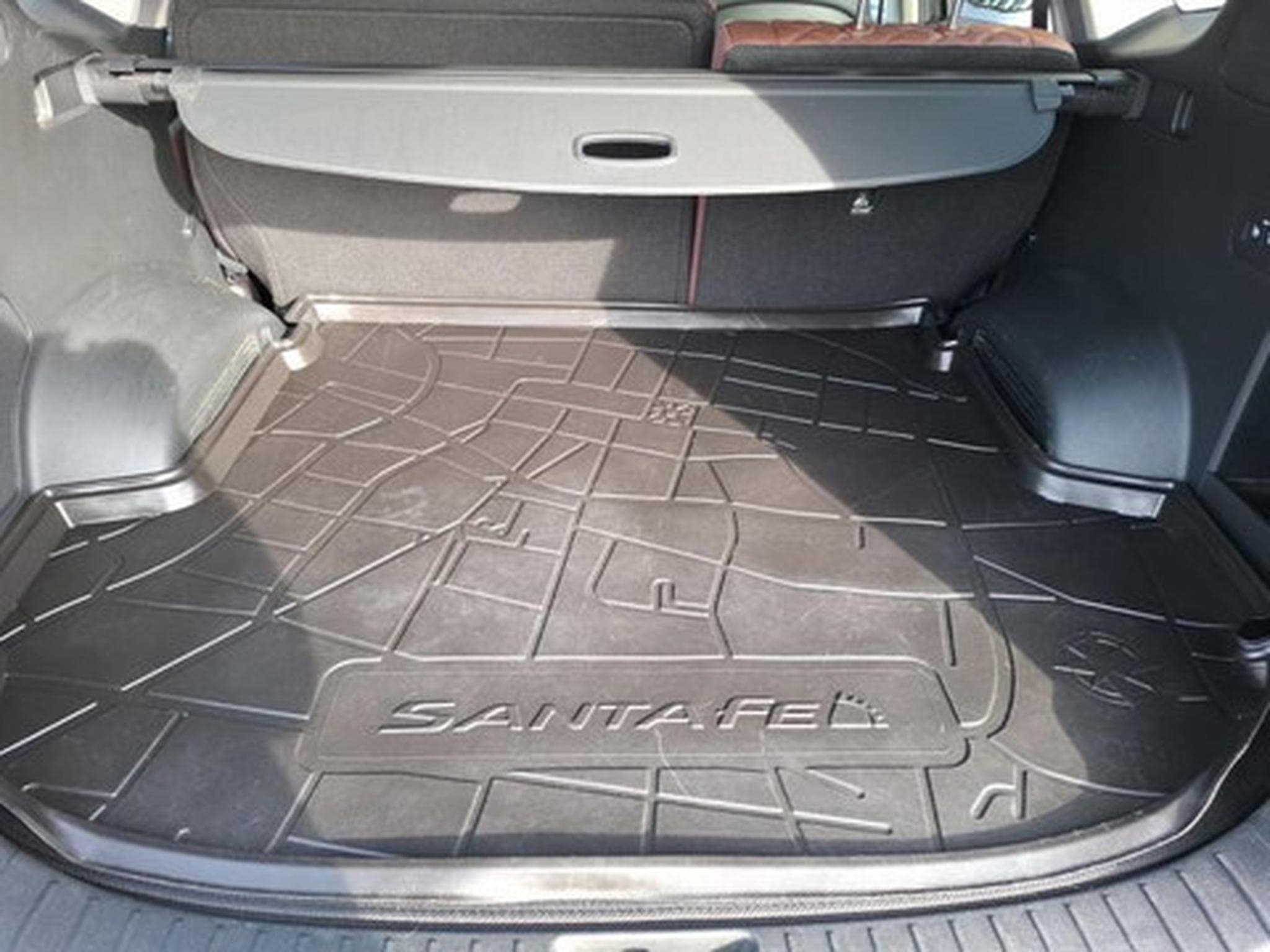Hyundai Santa Fe 1.6 T-GDi Hybrid 4x4 Shine Aut. (2021) - Photo 12