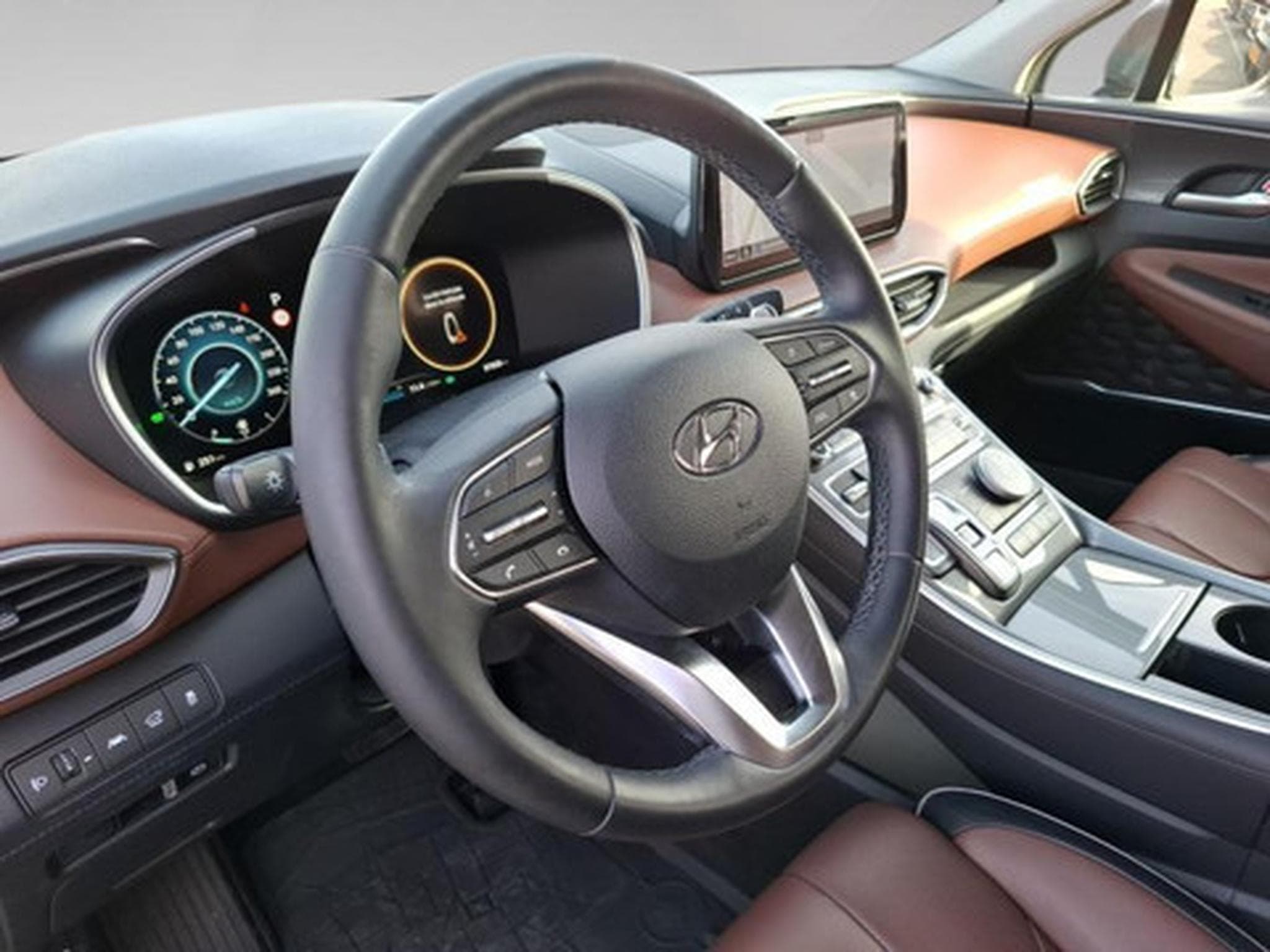 Hyundai Santa Fe 1.6 T-GDi Hybrid 4x4 Shine Aut. (2021) - Photo 8