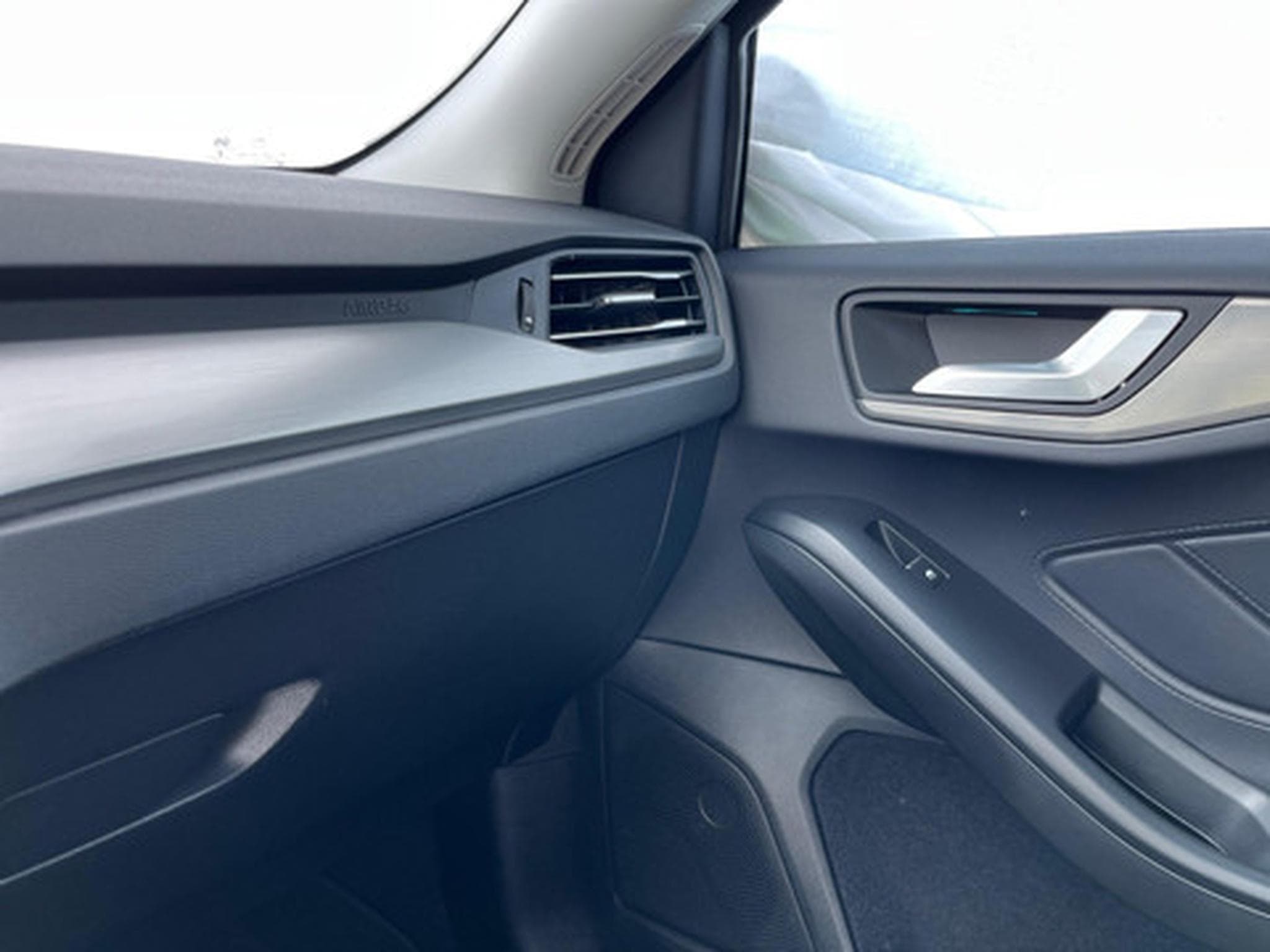 Ford Focus Titanium X (2024) - Photo 9
