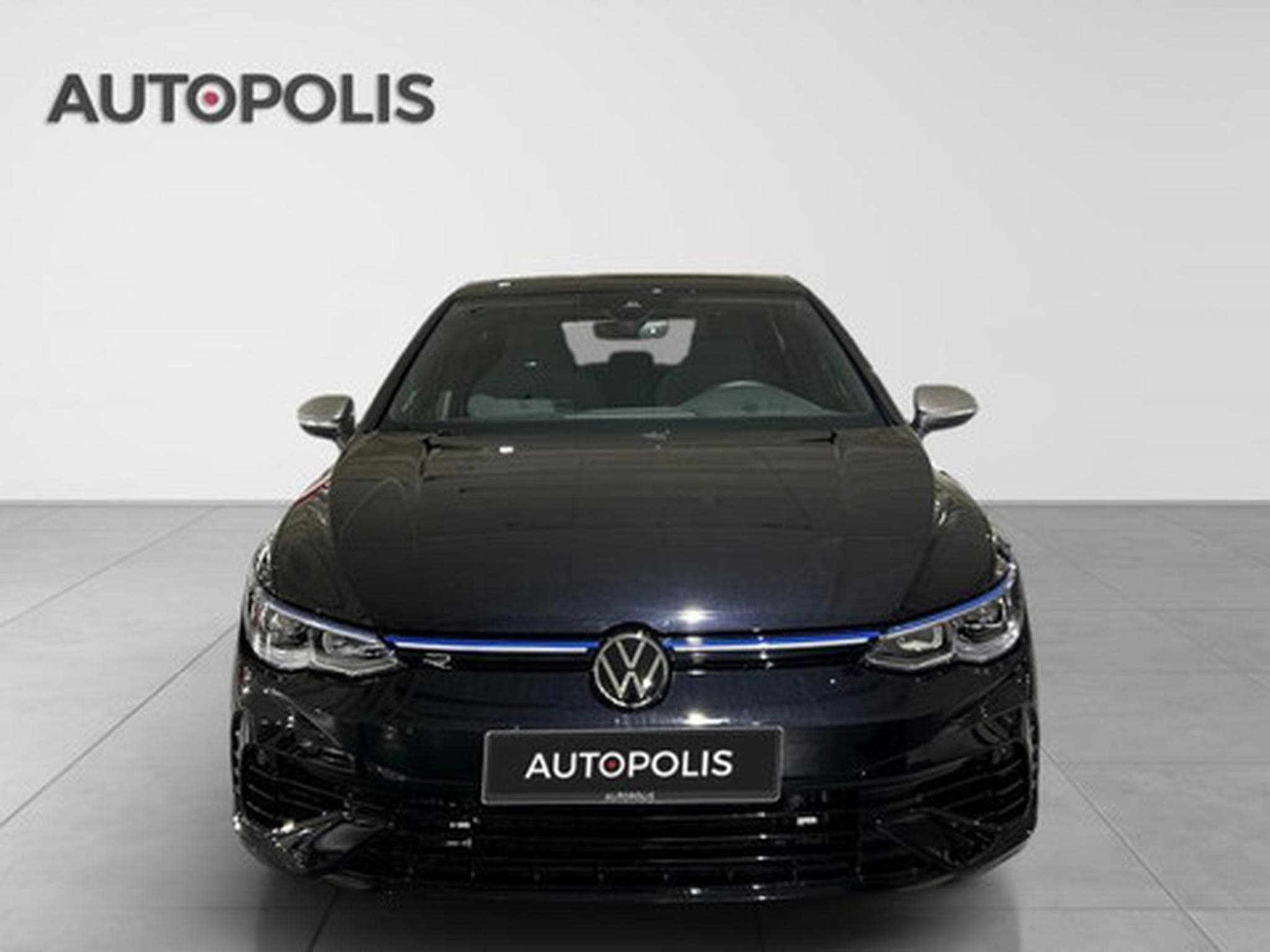 VW Golf 2.0 TSI 235kW R DSG (2023) - Photo 13