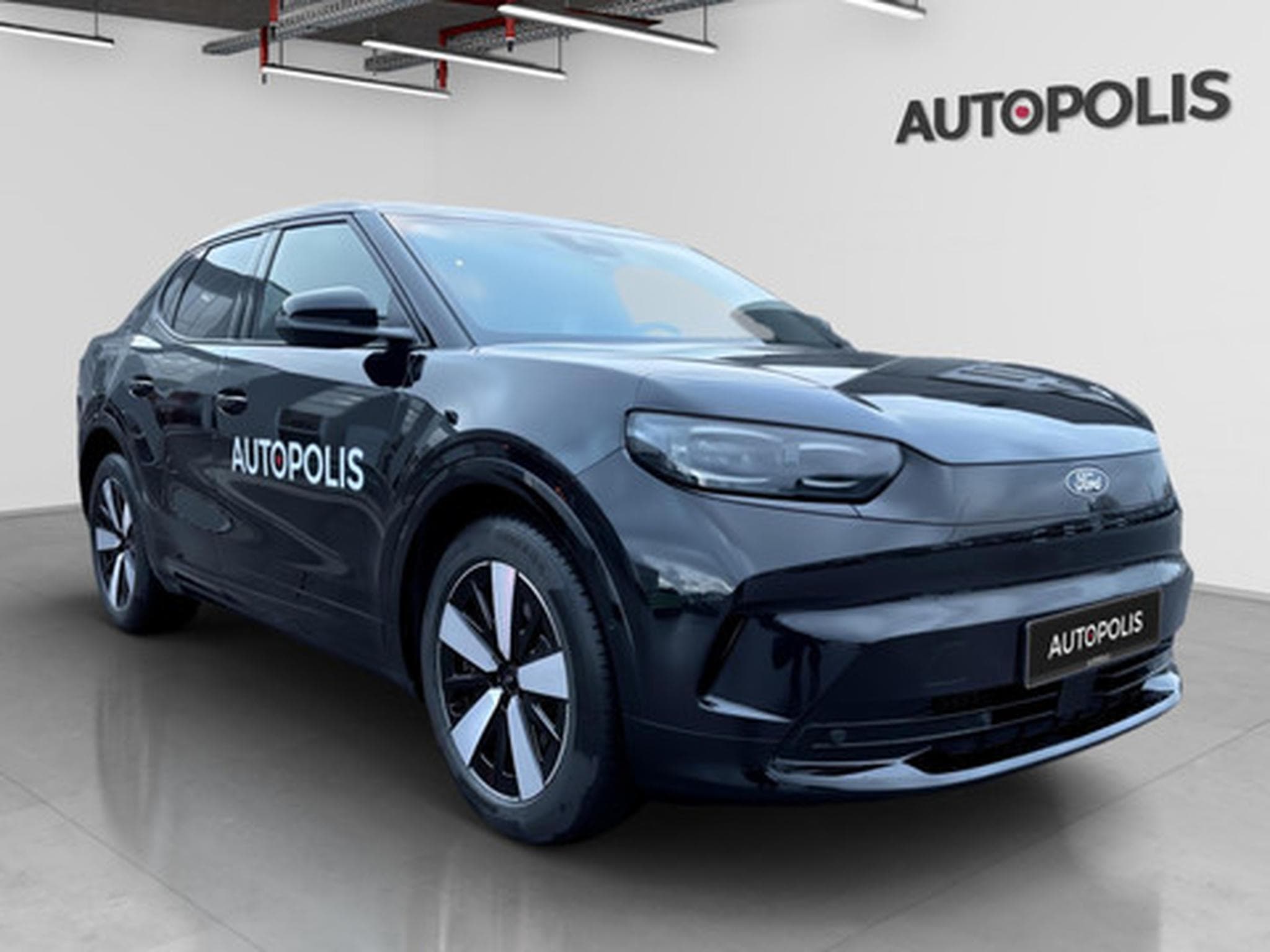 Ford Capri 79kWh Extended Range AWD (2024) - Photo 16