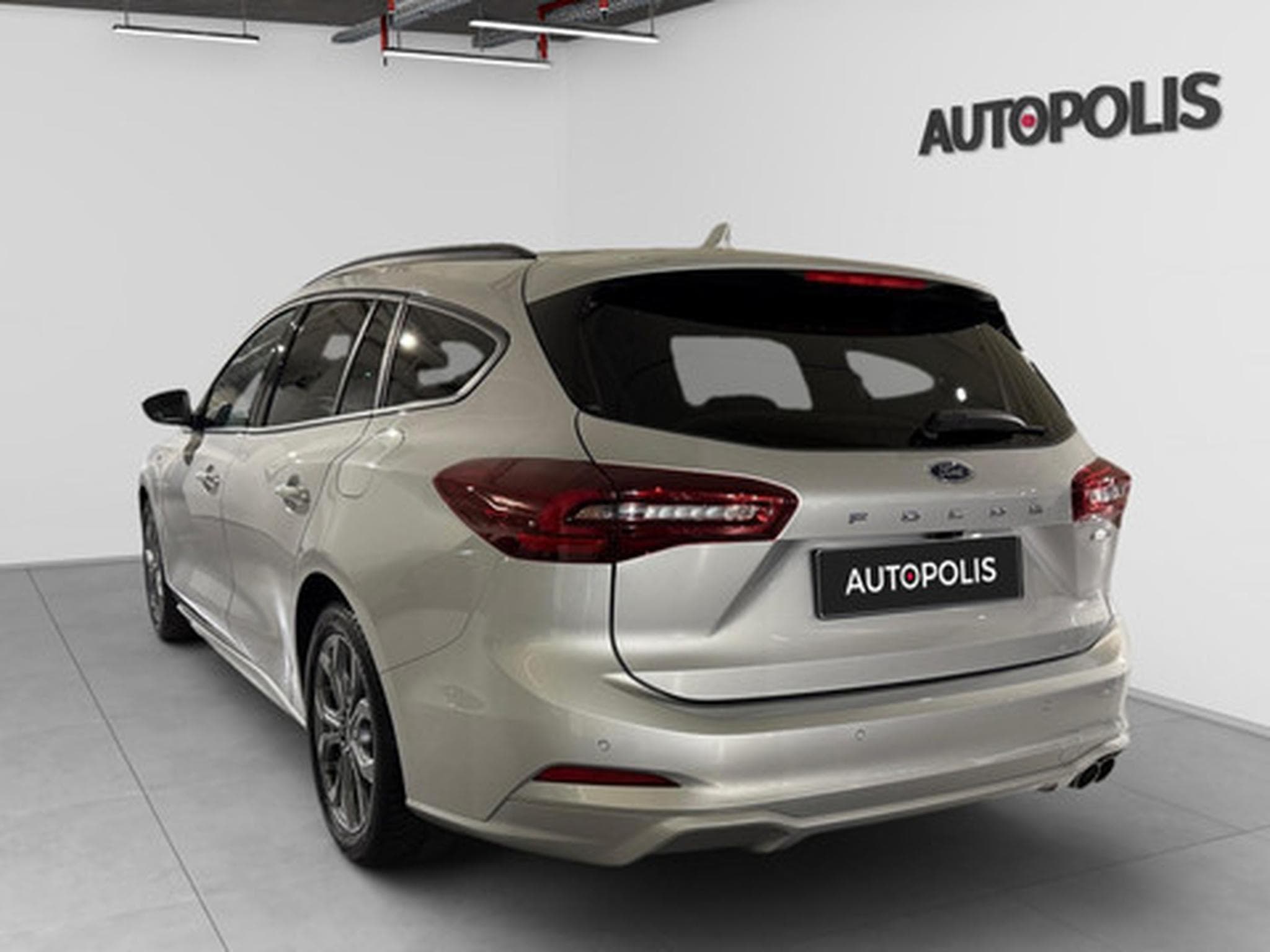 Ford Focus Clipper 1.0i EcoBoost MHEV 92kW ST-Line X (2023) - Photo 18
