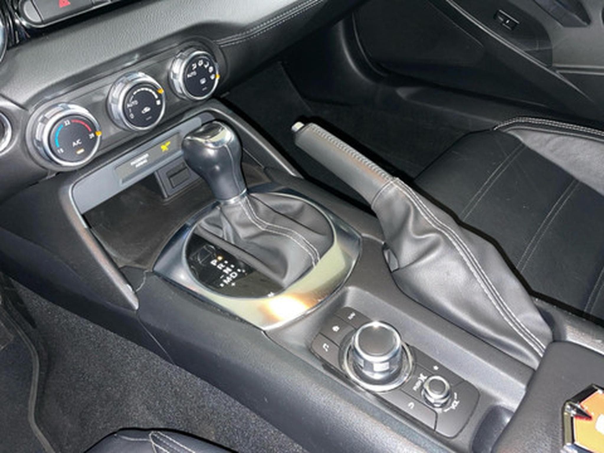 Fiat 124 Spider 124 SPIDER LUSSO 1.4 Multiair 140 pk Aut (2019) - Photo 10