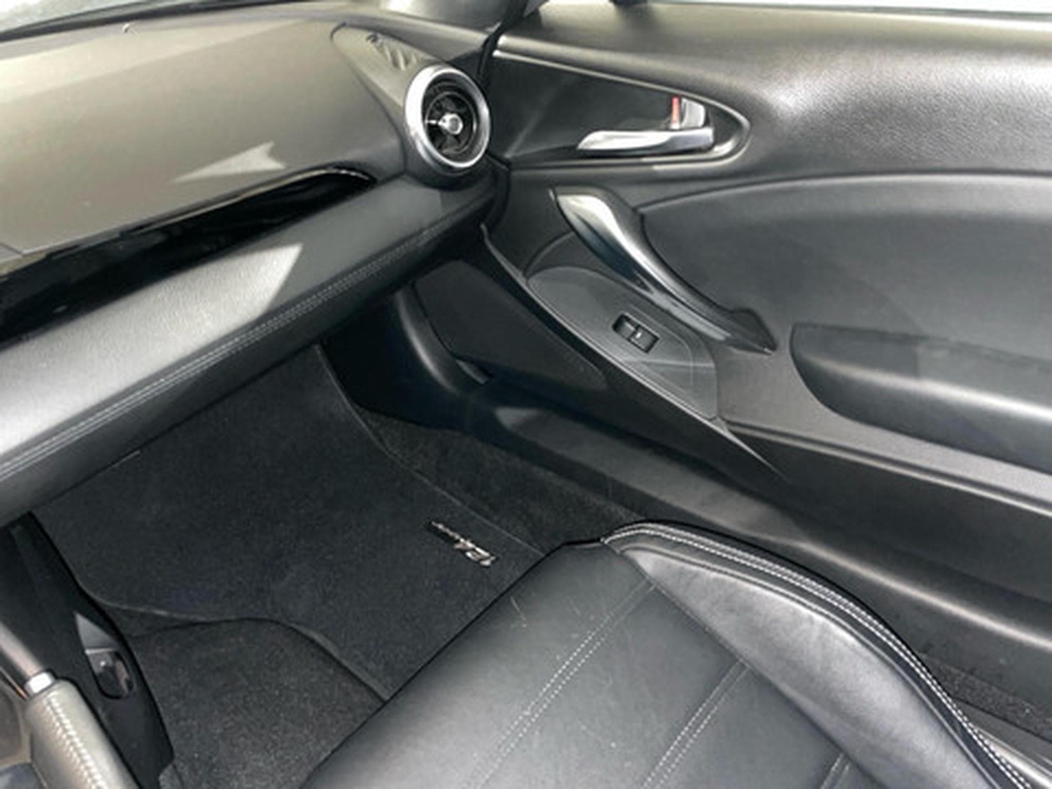 Fiat 124 Spider 124 SPIDER LUSSO 1.4 Multiair 140 pk Aut (2019) - Photo 9